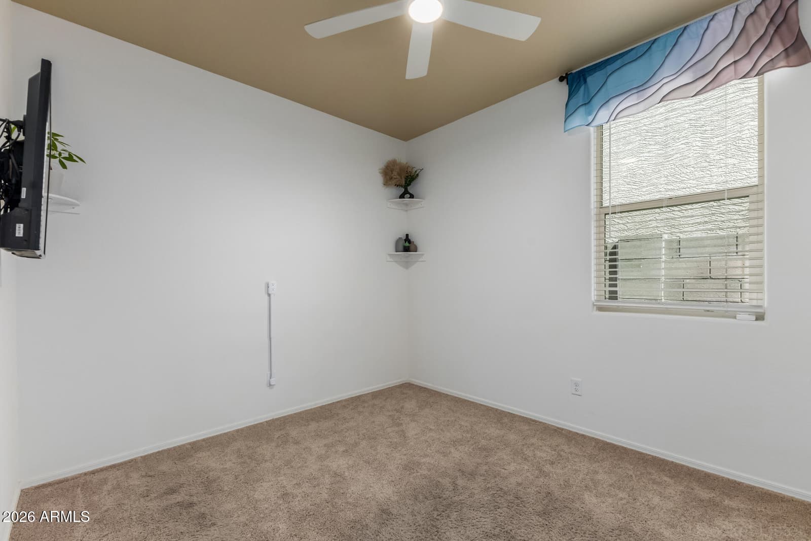 2541 W BOWKER Street, Phoenix, AZ 85041 — photo 20 of 34