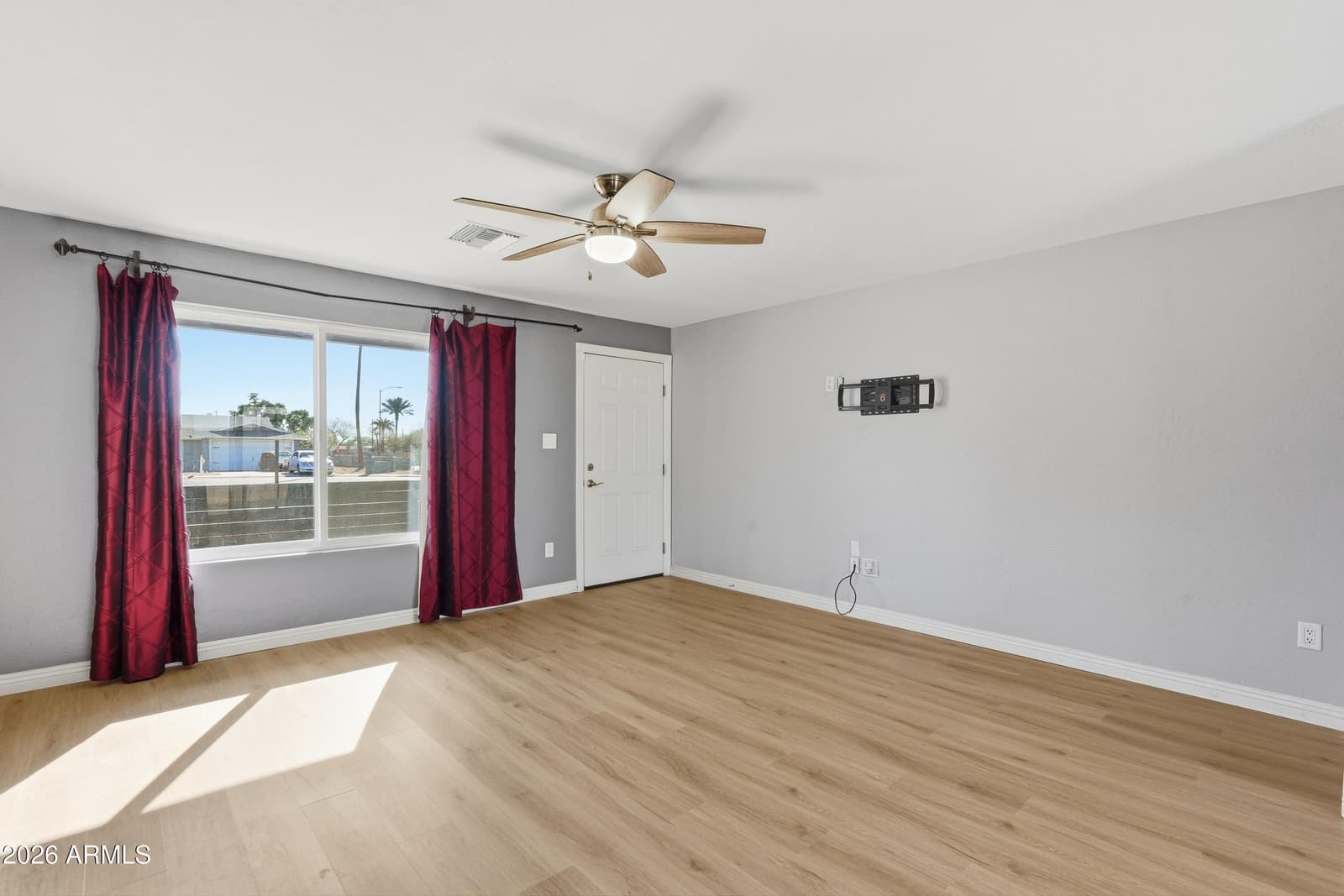 2914 E CACTUS Road, Phoenix, AZ 85032 — photo 4 of 40