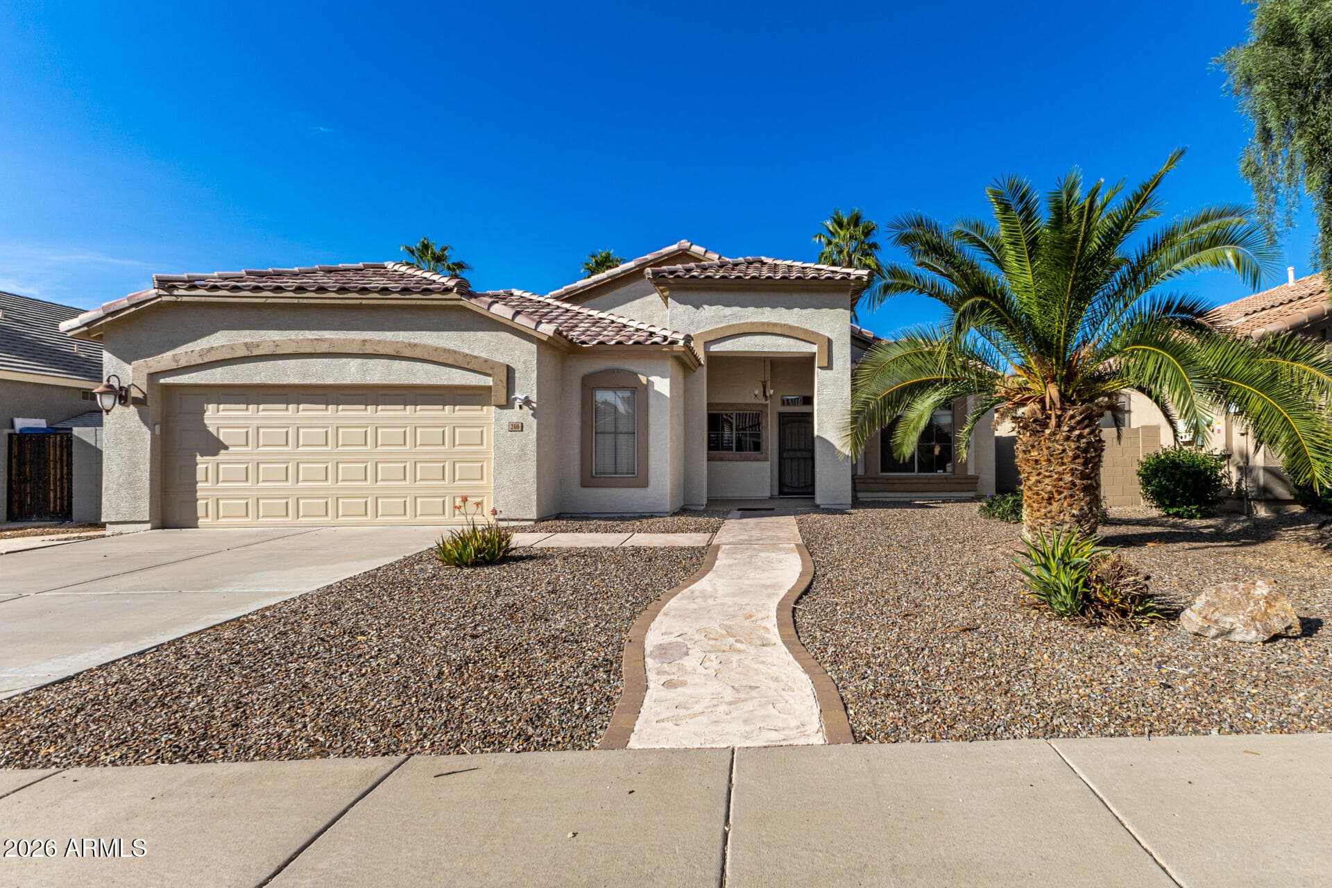 240 W BROOKS Street, Gilbert, AZ 85233 — photo 3 of 32