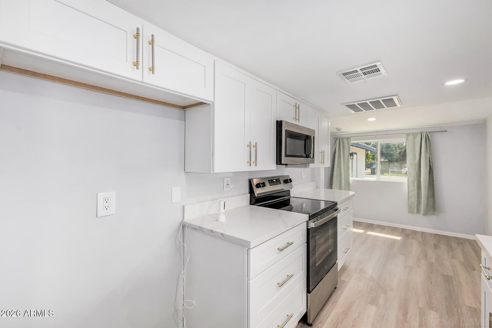 3020 E VIRGINIA Avenue, Phoenix, AZ 85008 — photo 13 of 30