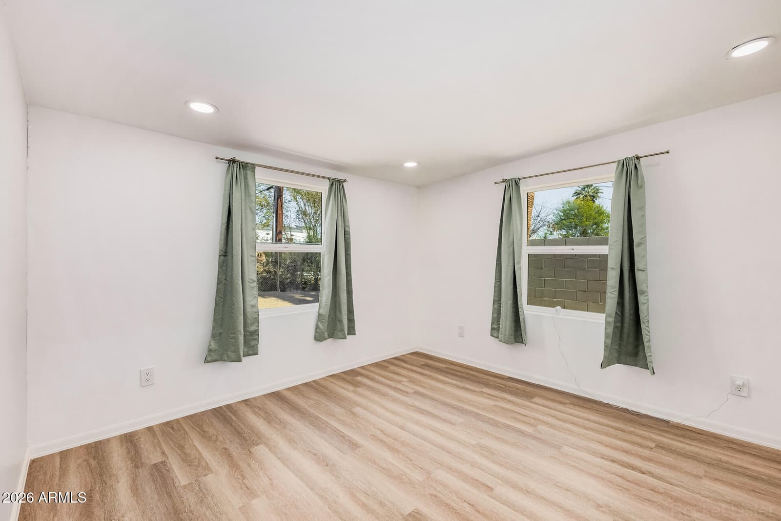 3020 E VIRGINIA Avenue, Phoenix, AZ 85008 — photo 17 of 30