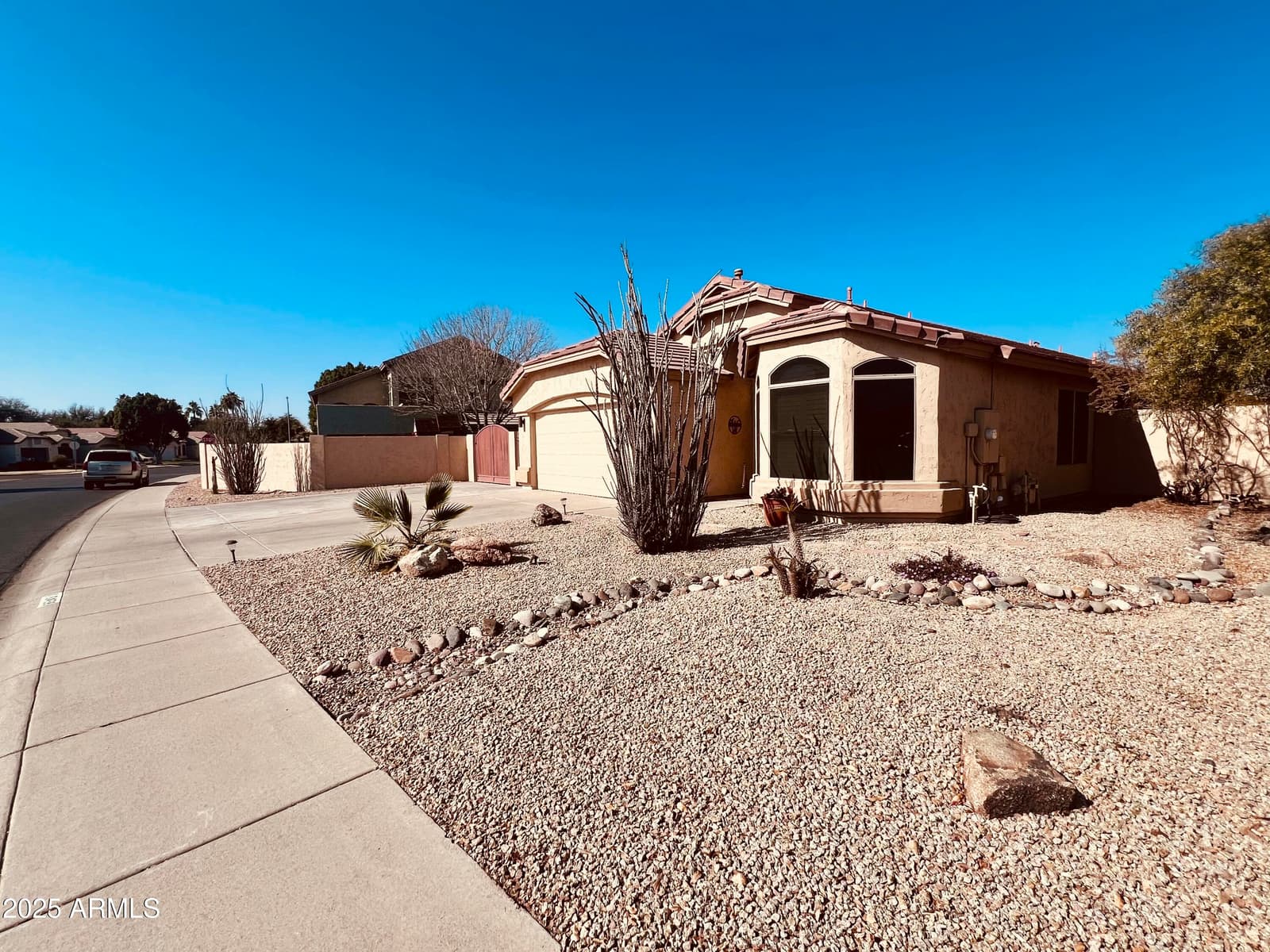 6458 W ADOBE Drive, Glendale, AZ 85308 — photo 1 of 30