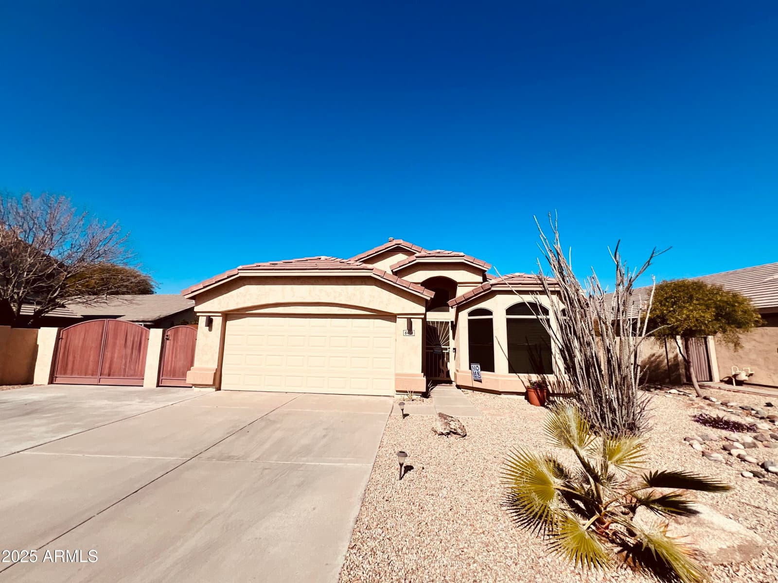 6458 W ADOBE Drive, Glendale, AZ 85308 — photo 2 of 30