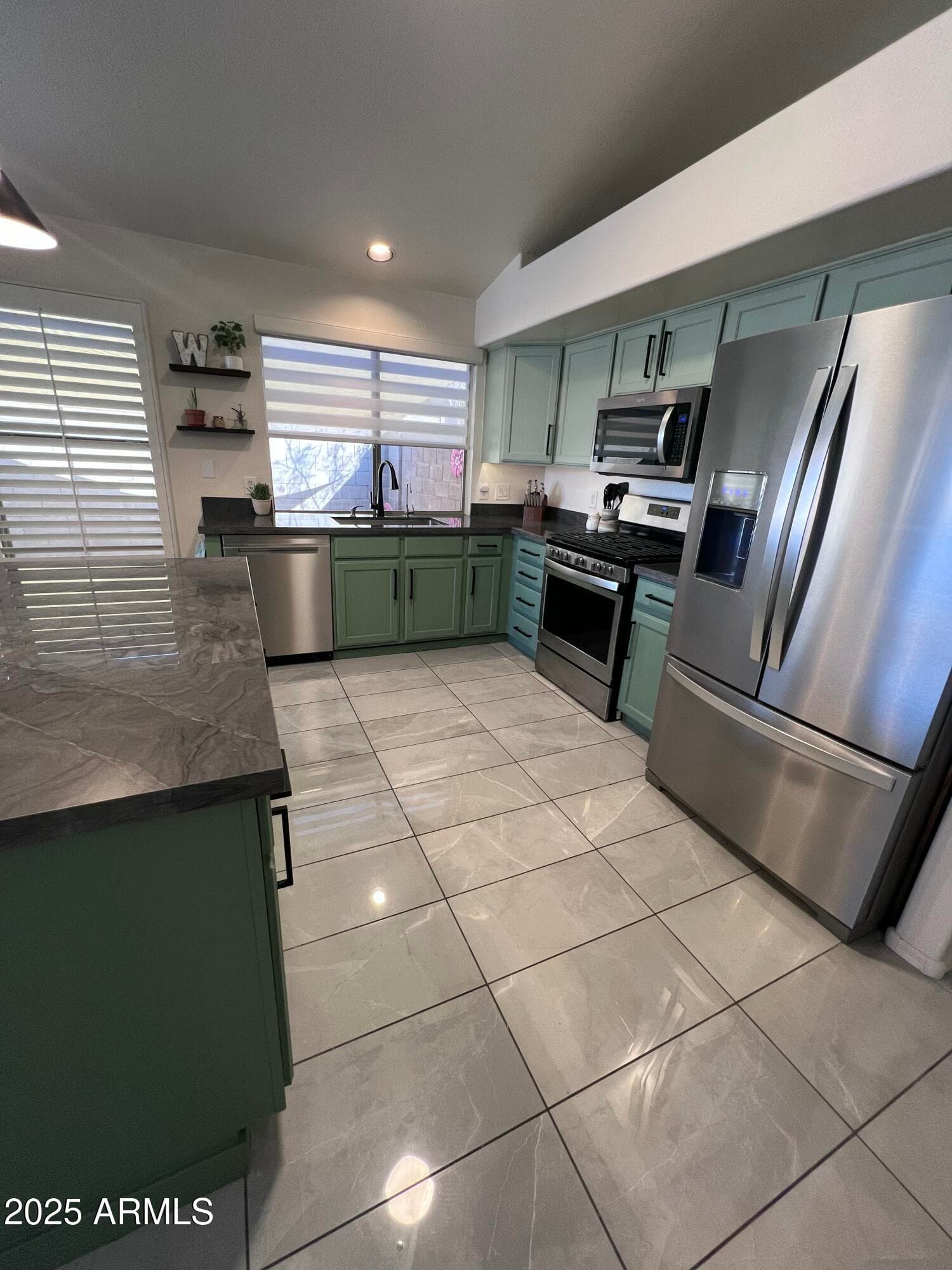6458 W ADOBE Drive, Glendale, AZ 85308 — photo 6 of 30