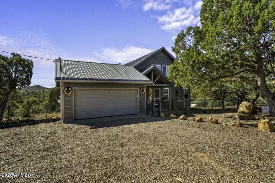 6325 GARDENIA Lane, Show Low, AZ 85901 — photo 13 of 70