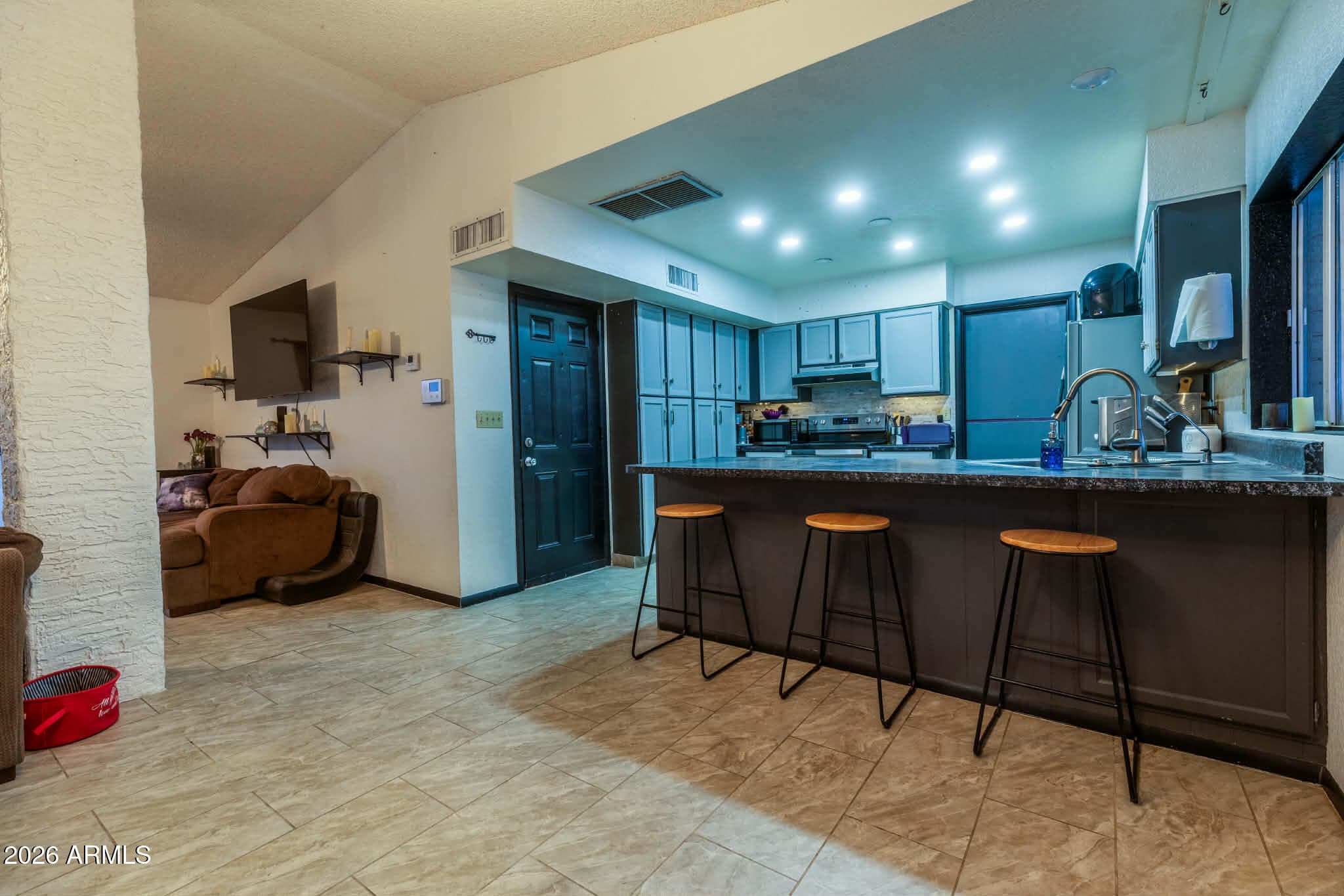 1168 E AVENIDA ELLENA, Casa Grande, AZ 85122 — photo 2 of 109