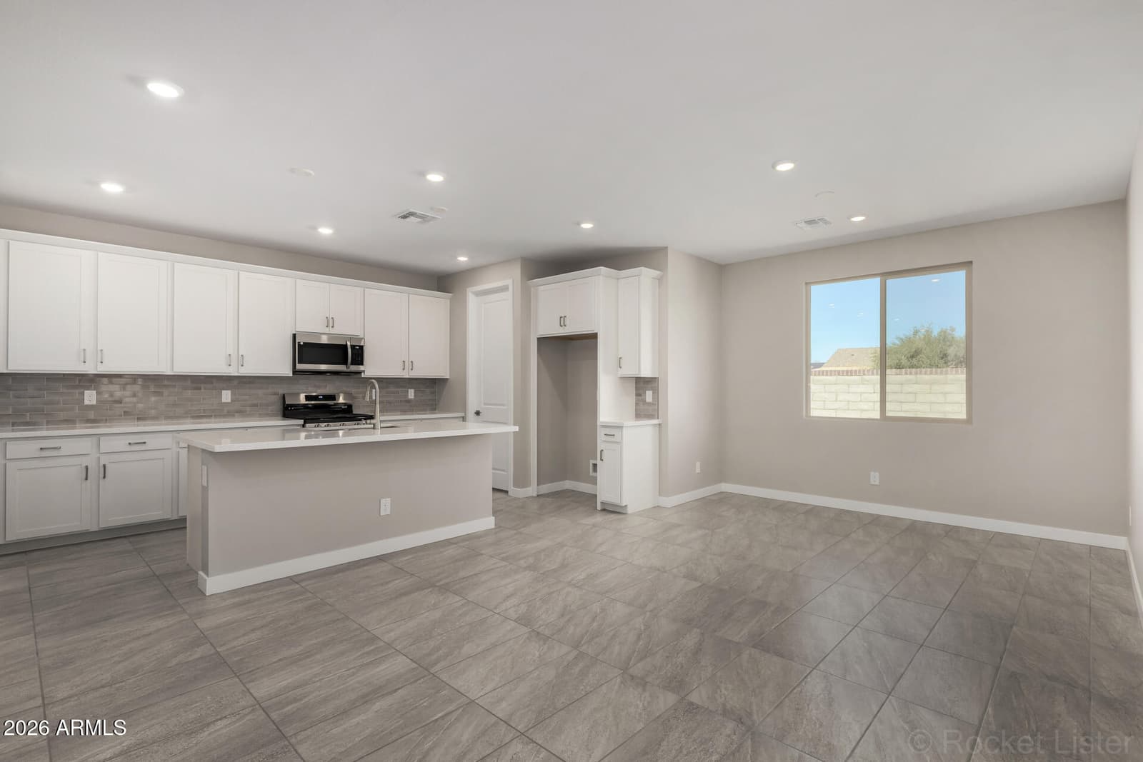 8924 E COVINA Street, Mesa, AZ 85207 — photo 9 of 22