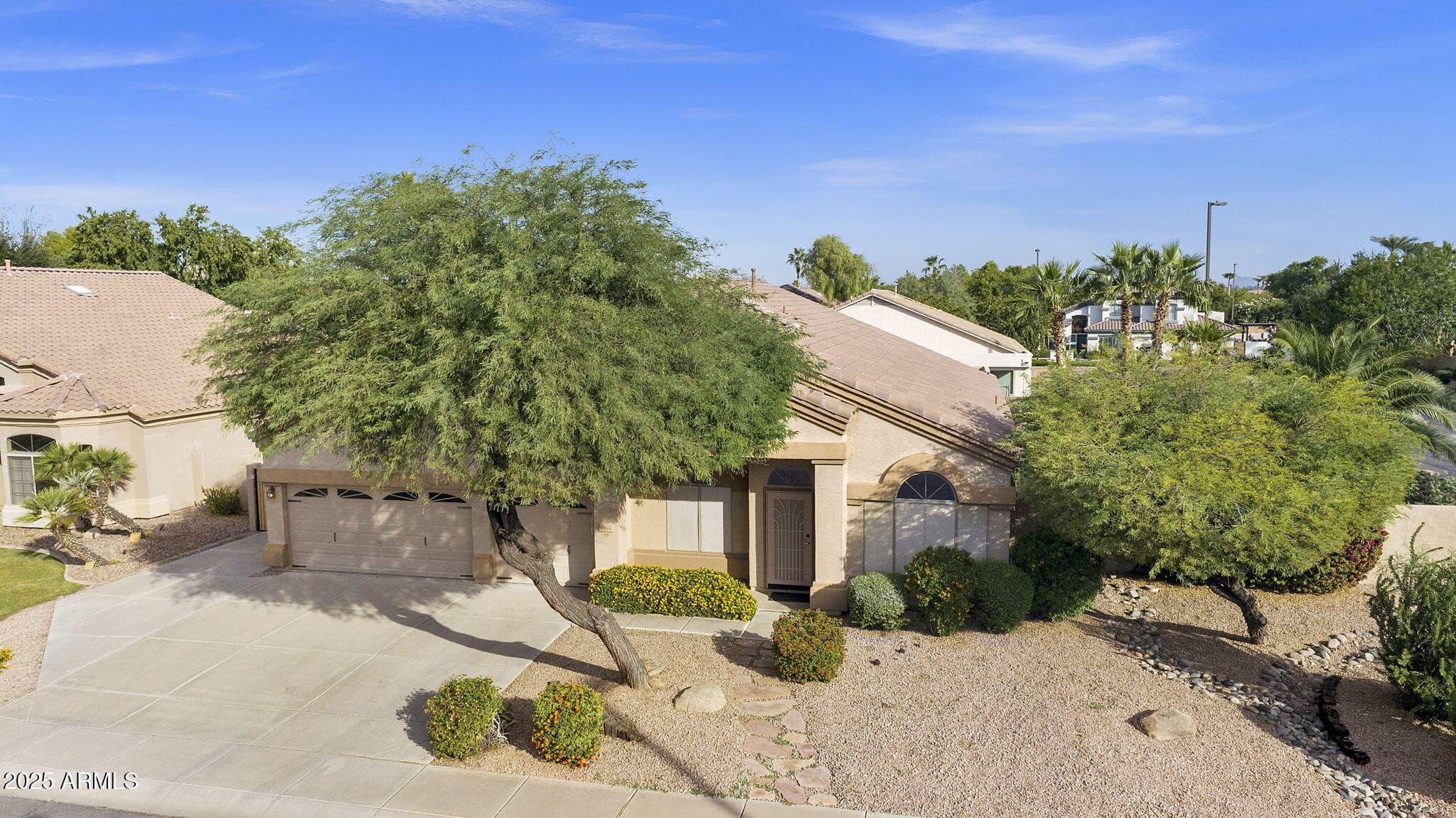 1554 E TULSA Street, Gilbert, AZ 85295 — photo 14 of 81