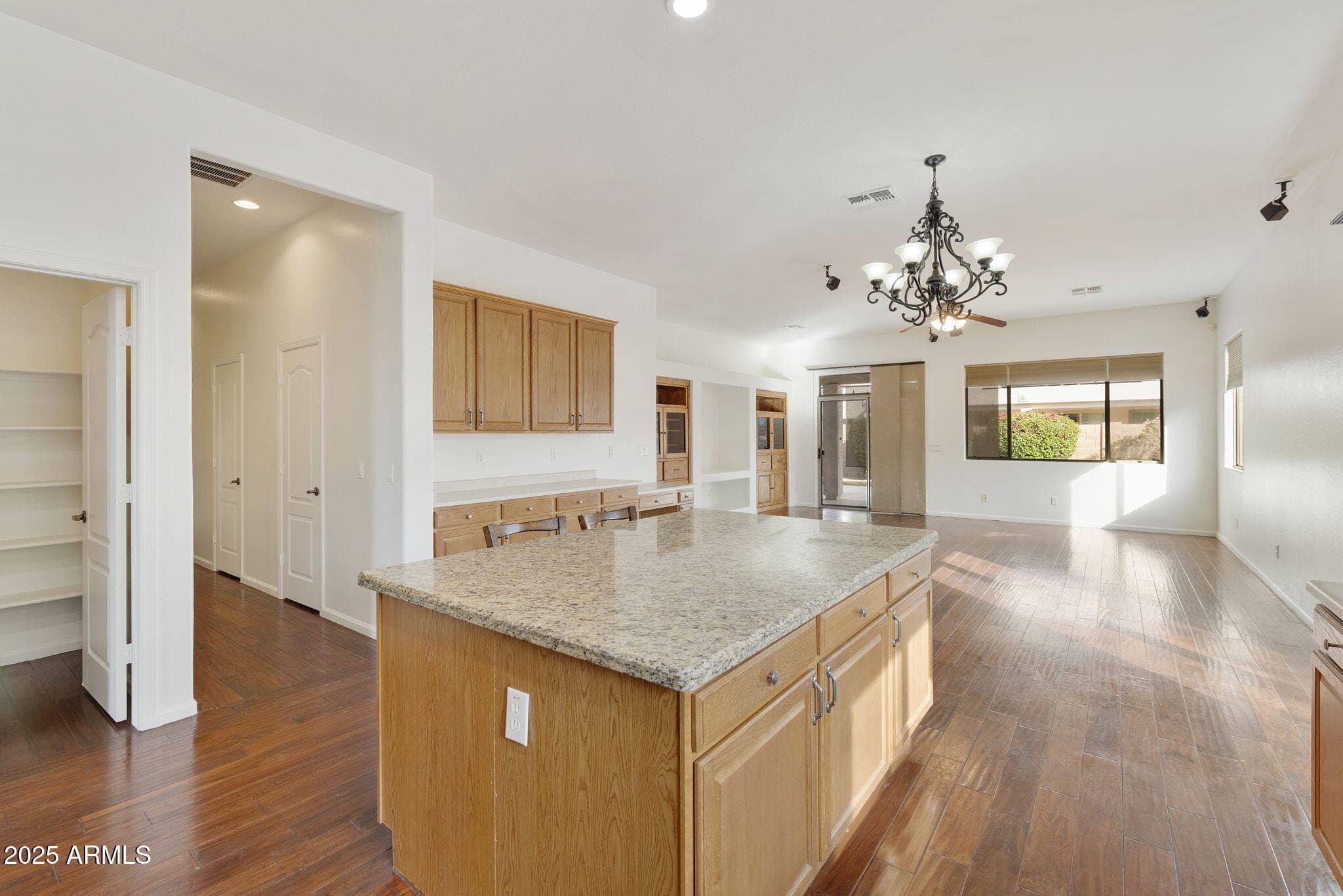 1554 E TULSA Street, Gilbert, AZ 85295 — photo 59 of 81