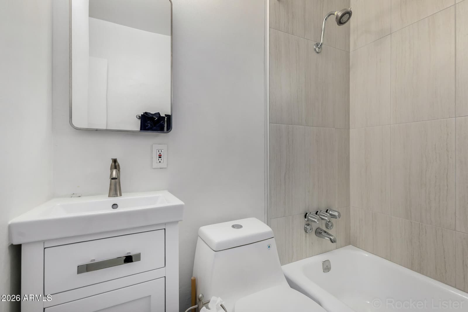 420 W EARLL Drive 1, Phoenix, AZ 85013 — photo 13 of 22