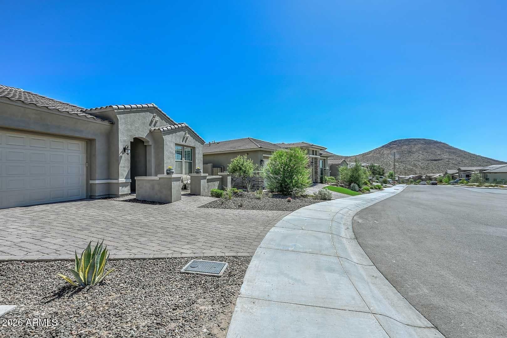 13282 W GOLDEN PUMA Trail, Peoria, AZ 85383 — photo 10 of 57