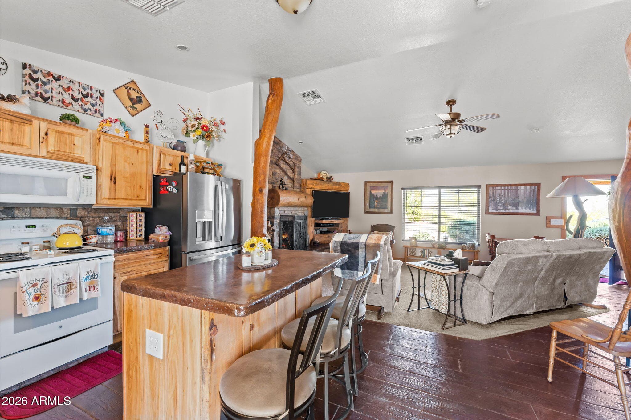 67062 MONROE Street, Salome, AZ 85348 — photo 11 of 47