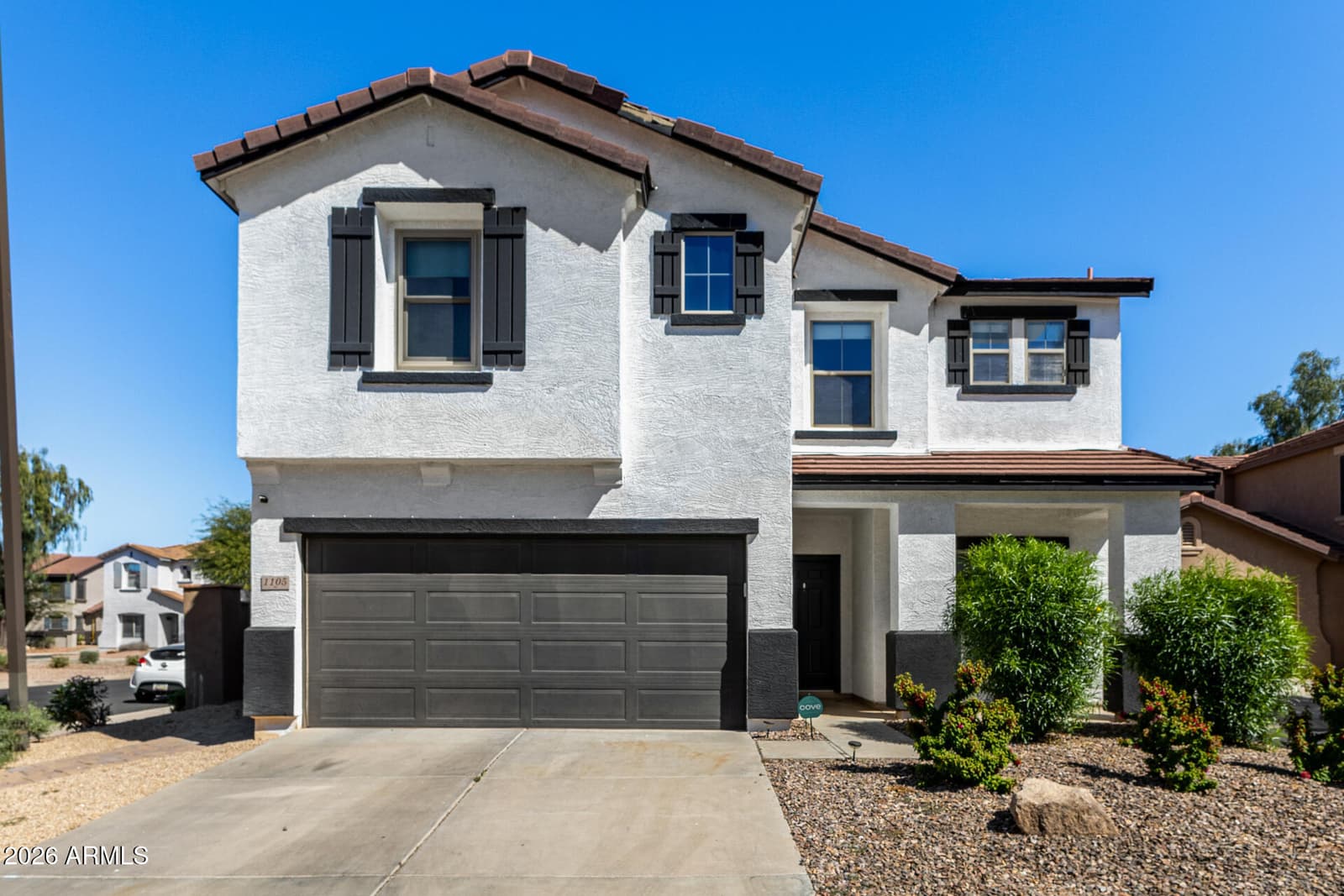 1105 E PARKVIEW Court, Gilbert, AZ 85295 — photo 3 of 35