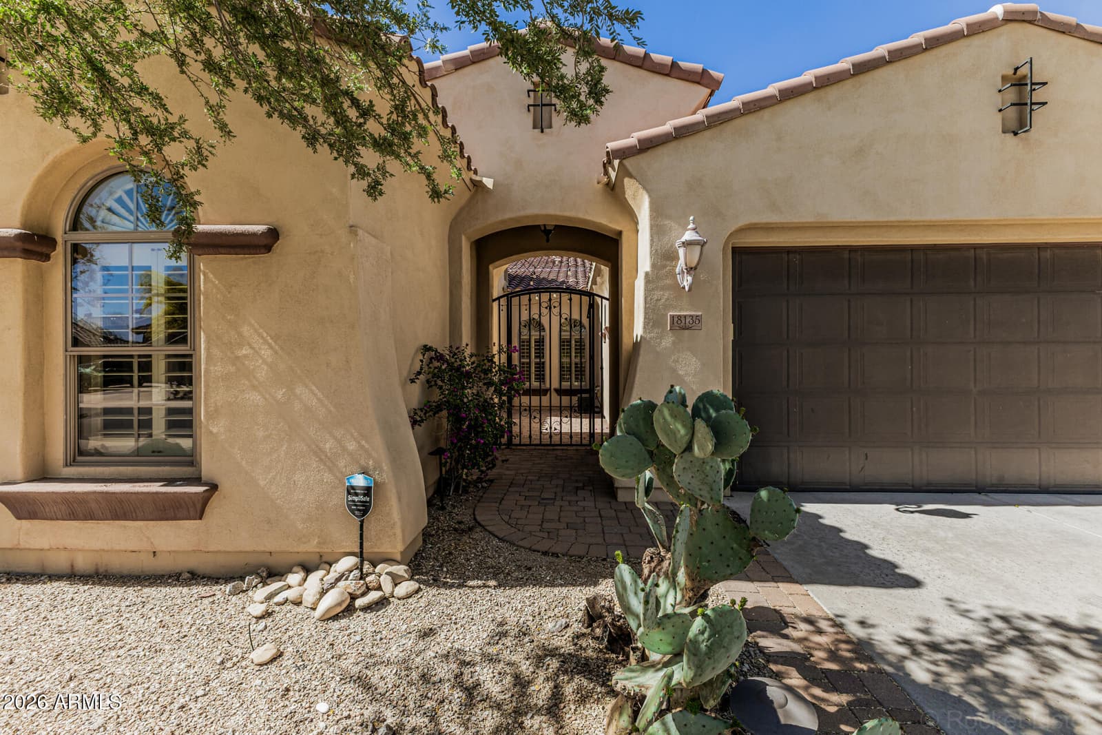 18135 W WILLOW Drive W, Goodyear, AZ 85338 — photo 5 of 69