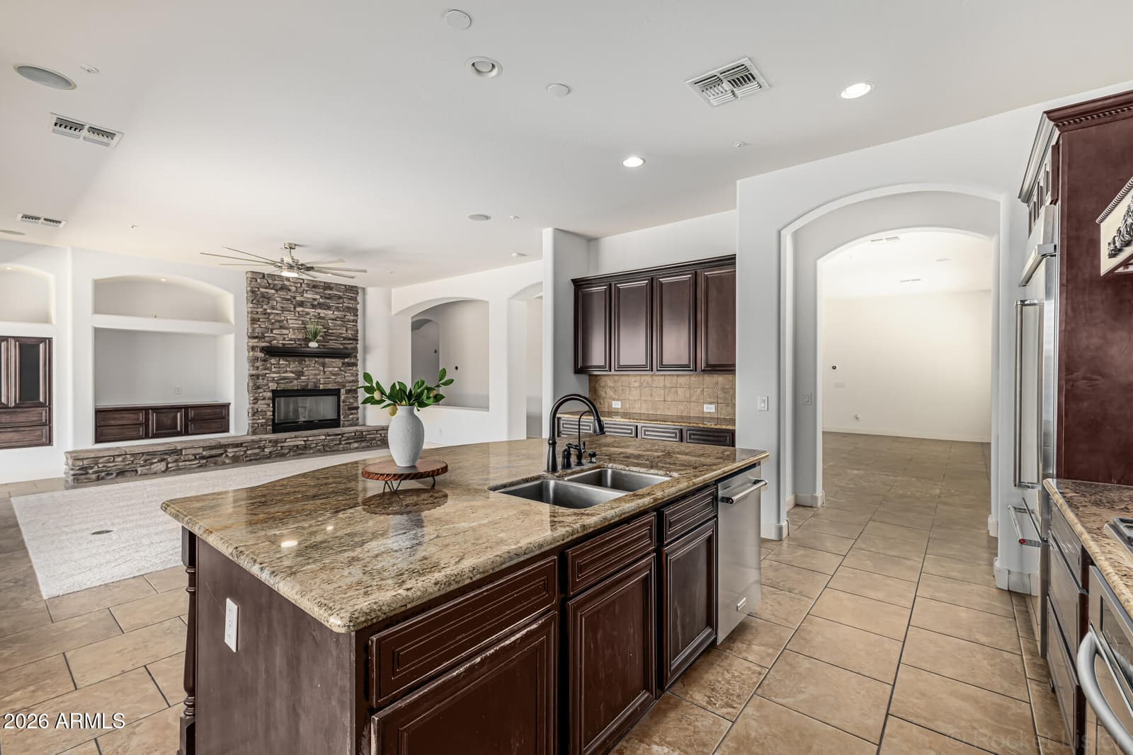 18135 W WILLOW Drive W, Goodyear, AZ 85338 — photo 20 of 69