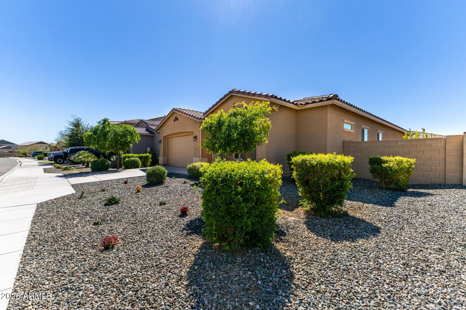 18947 W PALO VERDE Drive, Litchfield Park, AZ 85340 — photo 7 of 52