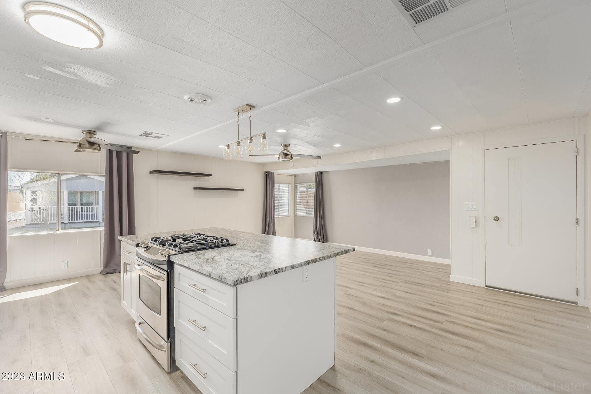 2727 E UNIVERSITY Drive 120, Tempe, AZ 85288 — photo 14 of 31