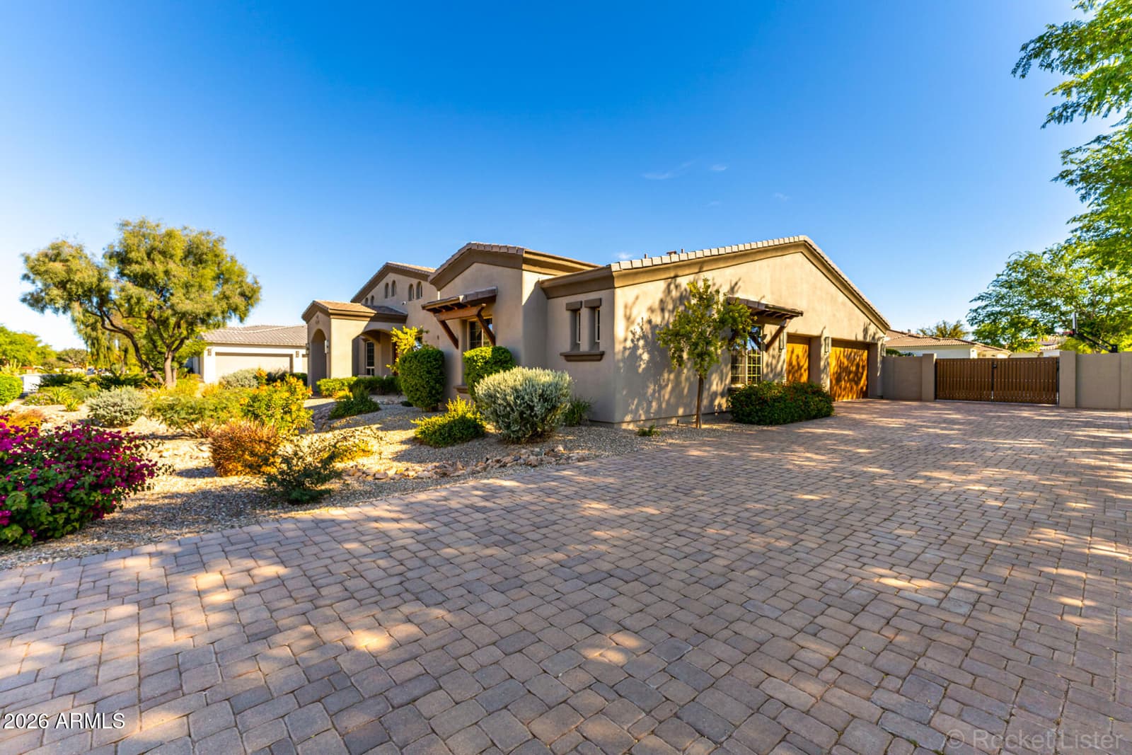 2699 E JADE Place, Chandler, AZ 85286 — photo 8 of 55