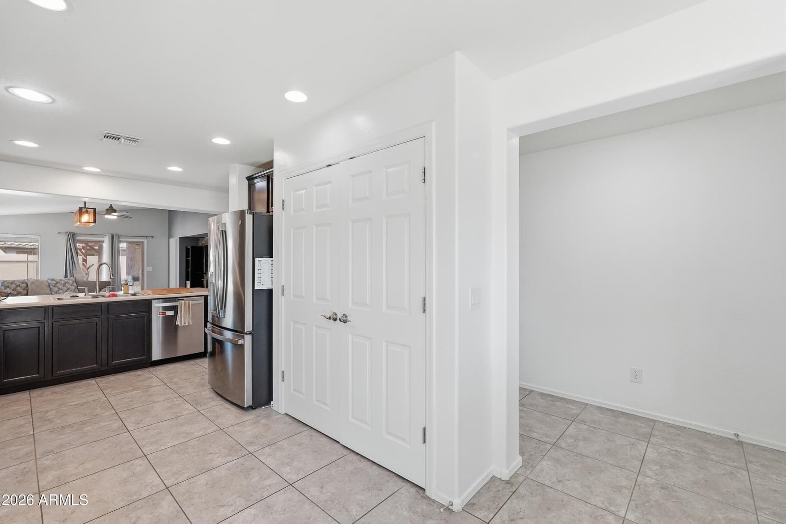 4050 S 185TH Lane, Goodyear, AZ 85338 — photo 11 of 37