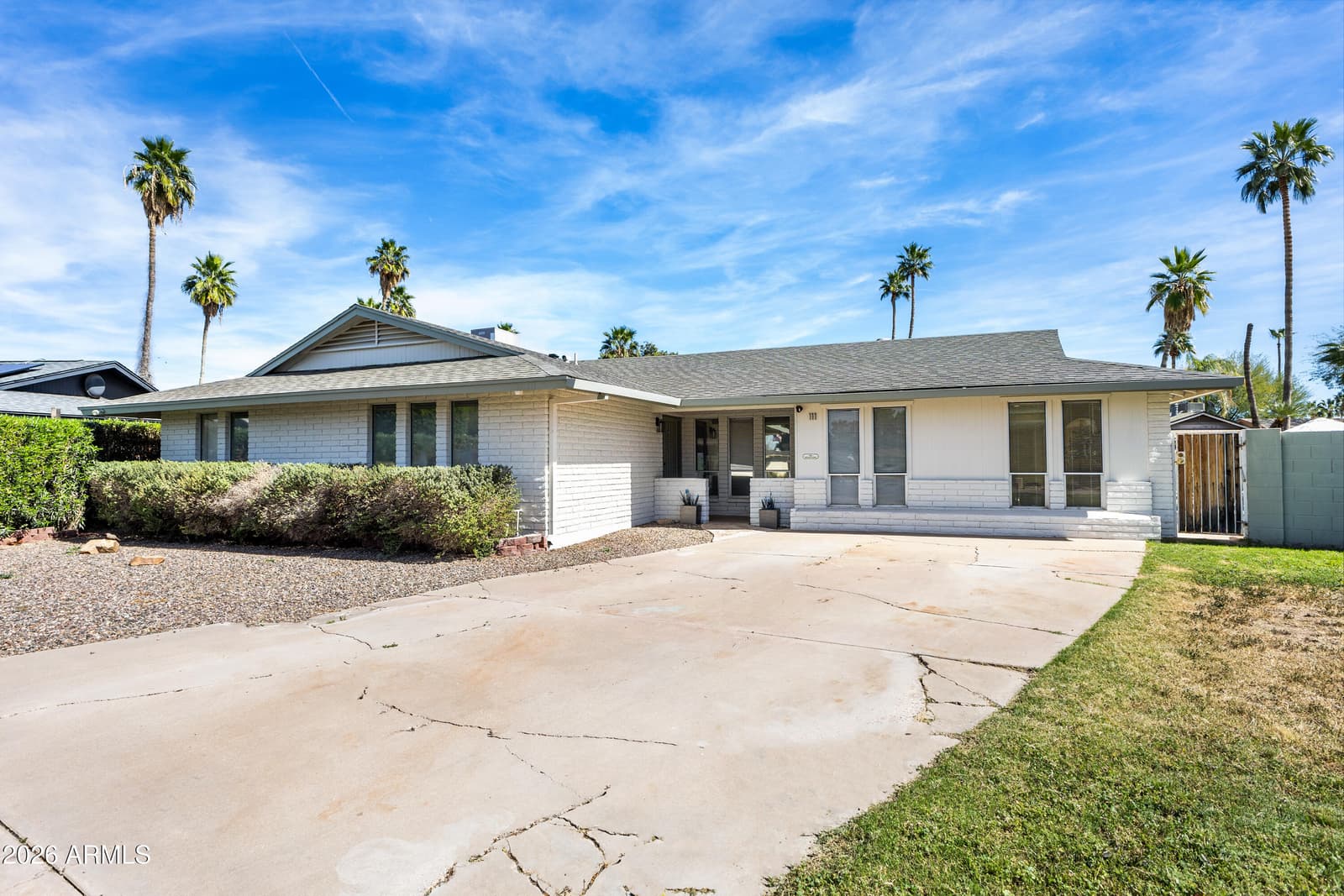 111 S CHOLLA Street, Gilbert, AZ 85233 — photo 2 of 33