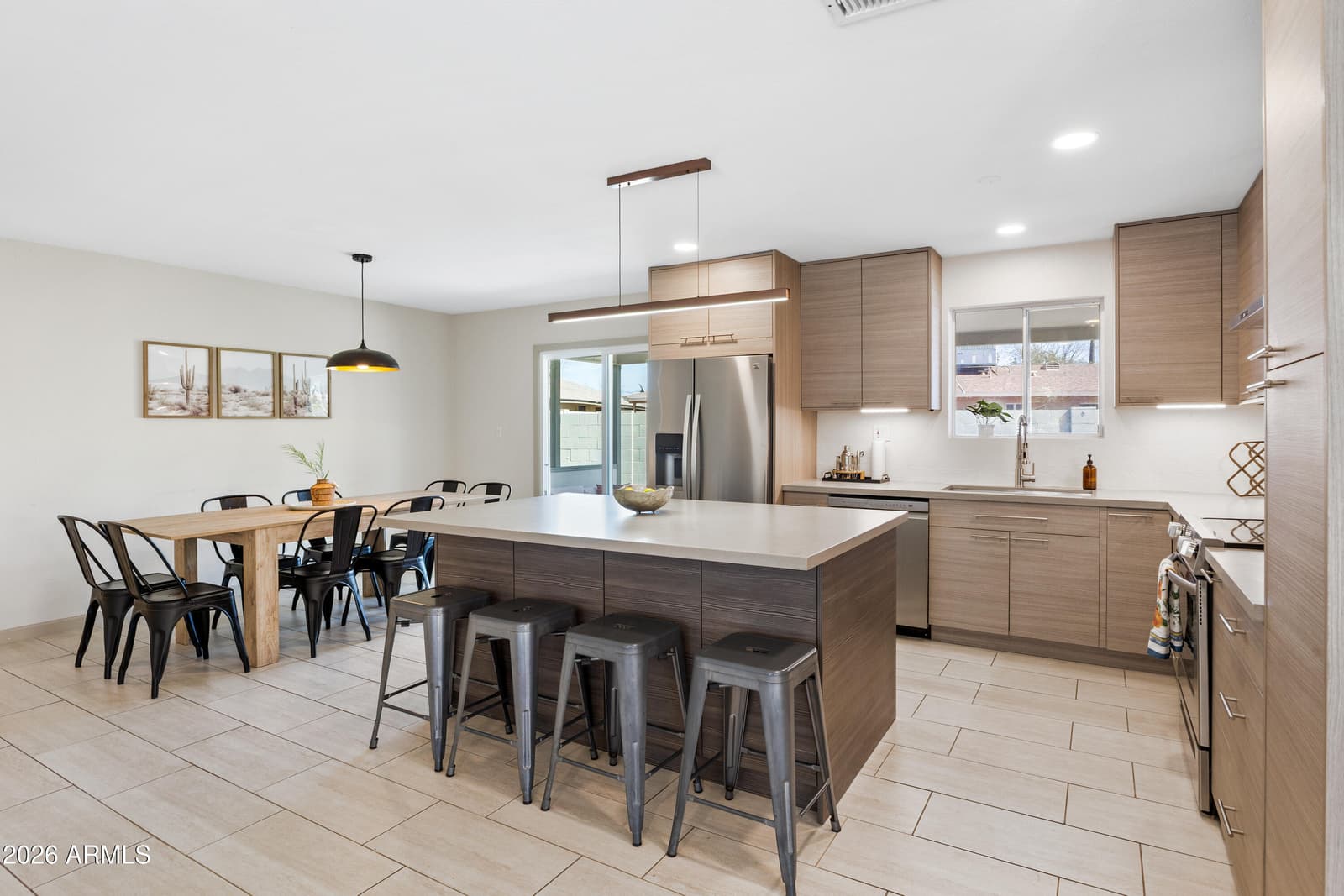 111 S CHOLLA Street, Gilbert, AZ 85233 — photo 4 of 33