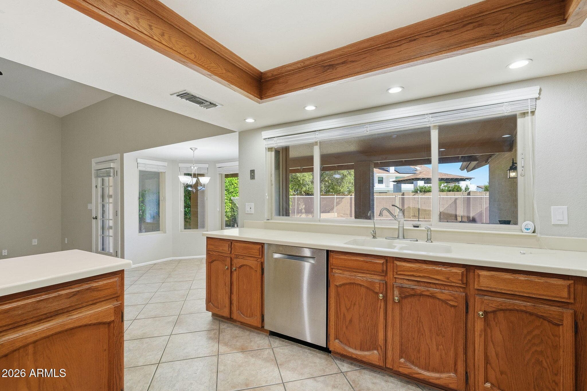 1906 E CAROLINE Lane, Tempe, AZ 85284 — photo 15 of 33