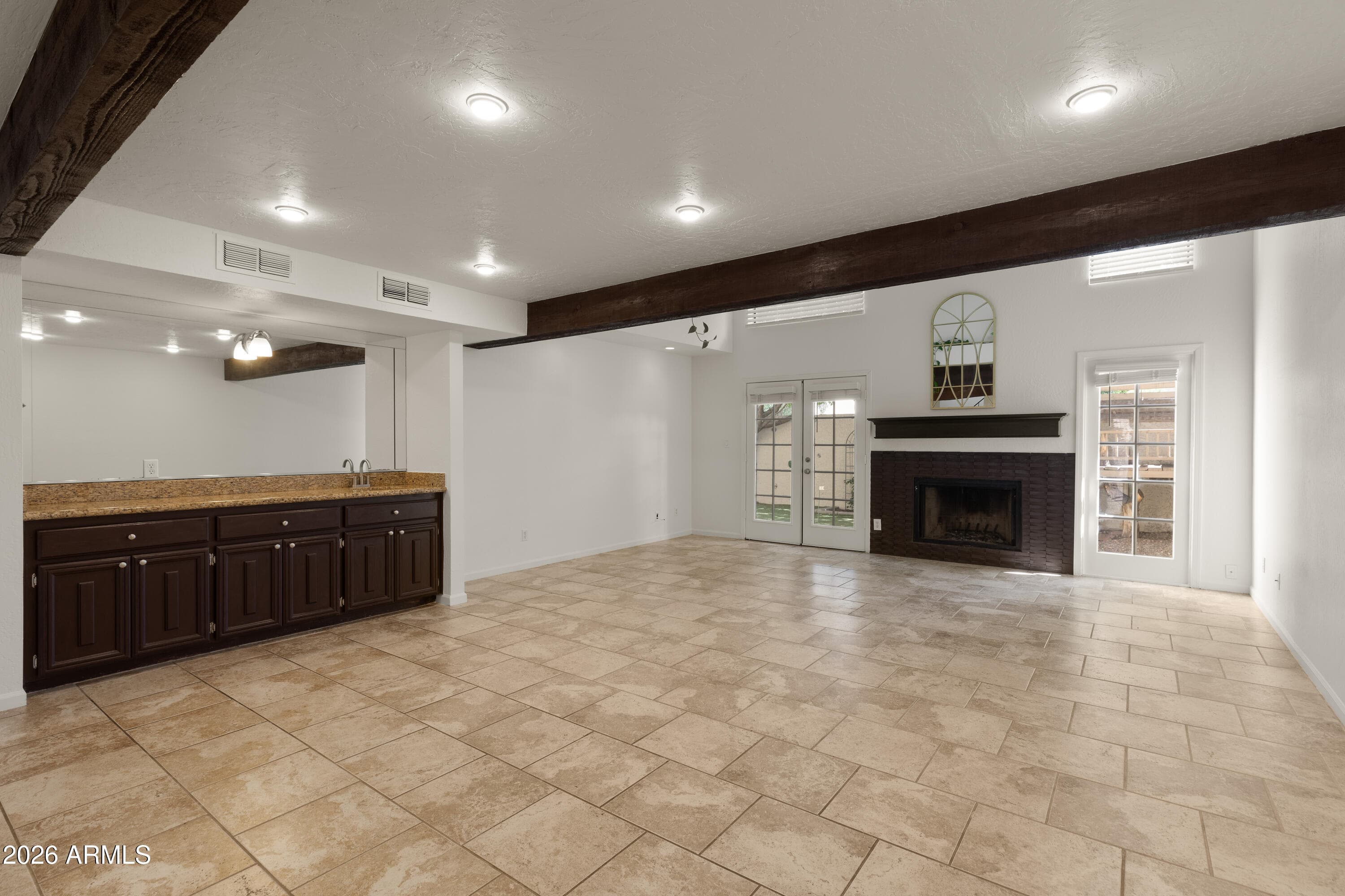 5812 N 12TH Street 31, Phoenix, AZ 85014 — photo 6 of 42