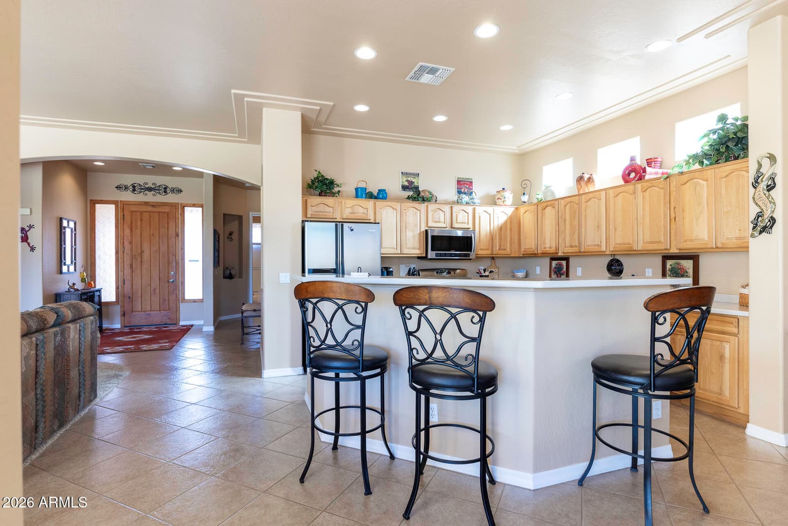 923 W CROOKED STICK Drive, Casa Grande, AZ 85122 — photo 8 of 42