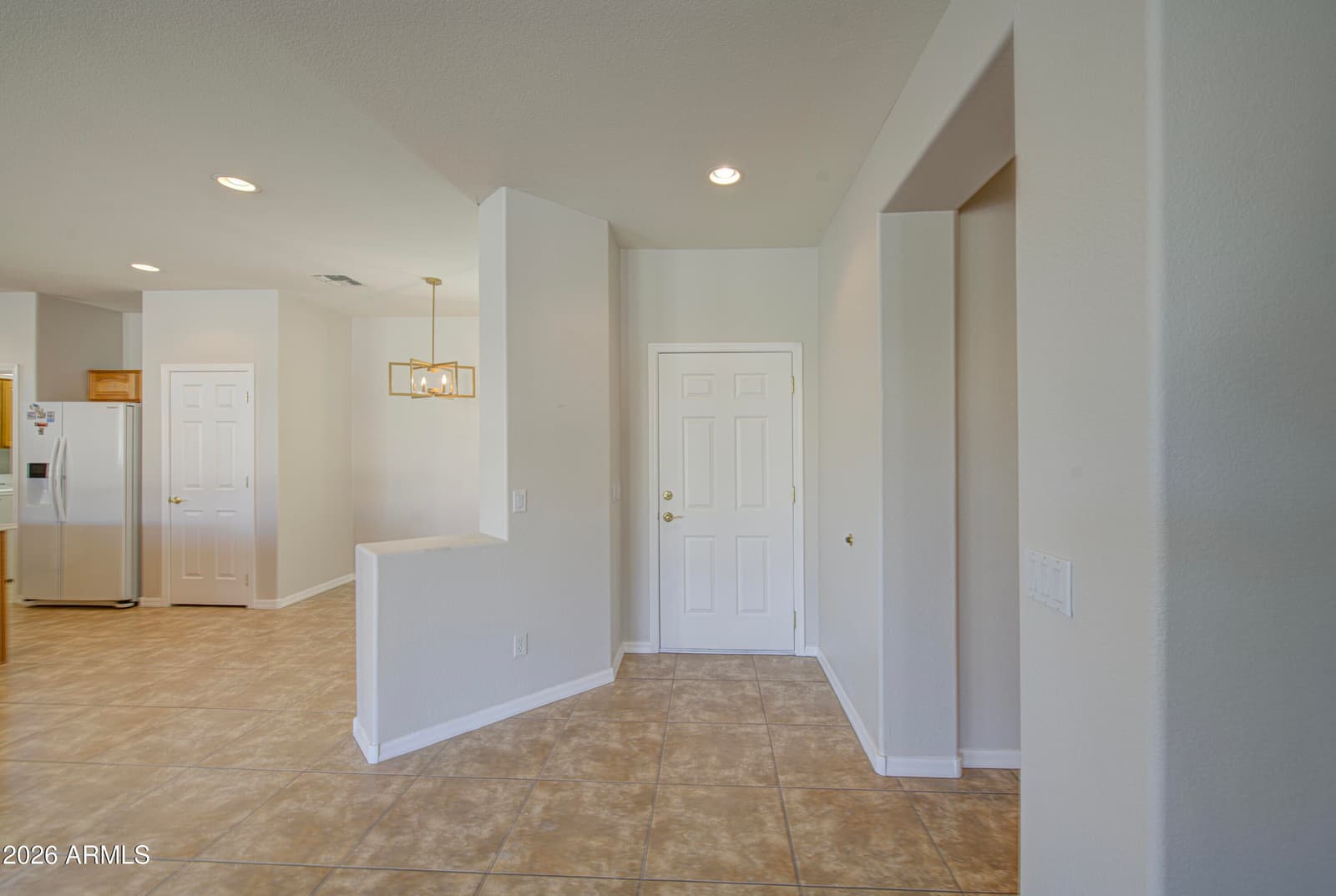 3854 E COUNTY DOWN Drive, Chandler, AZ 85249 — photo 5 of 39