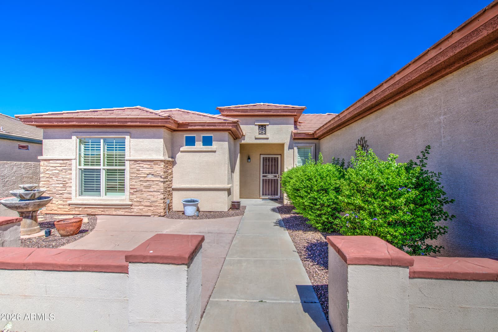 3854 E COUNTY DOWN Drive, Chandler, AZ 85249 — photo 4 of 39