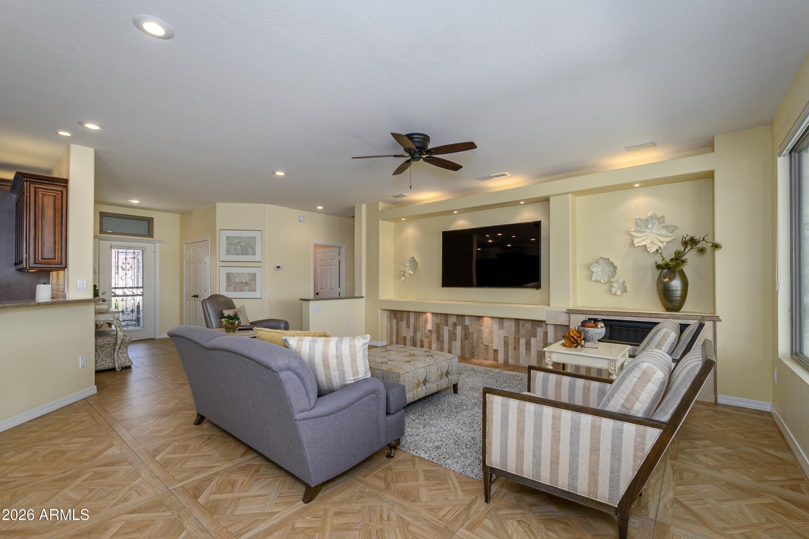 15506 W CLEAR CANYON Drive, Surprise, AZ 85374 — photo 7 of 42