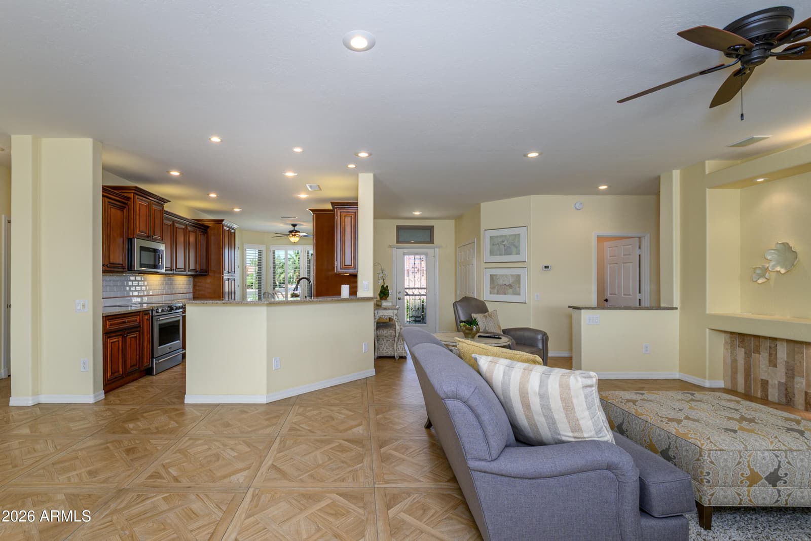 15506 W CLEAR CANYON Drive, Surprise, AZ 85374 — photo 8 of 42