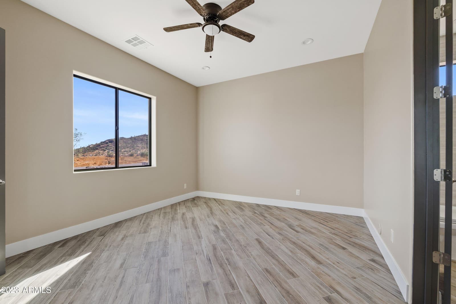 2534 W FERNWOOD Drive, Phoenix, AZ 85086 — photo 25 of 40