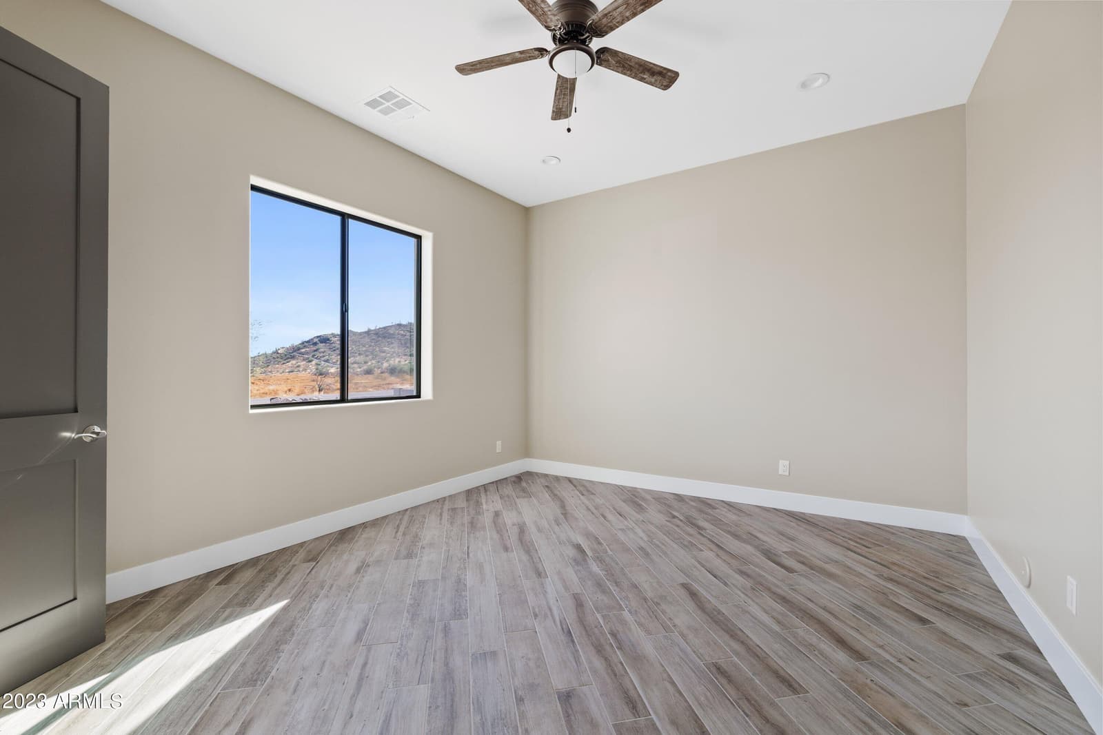 2534 W FERNWOOD Drive, Phoenix, AZ 85086 — photo 26 of 40