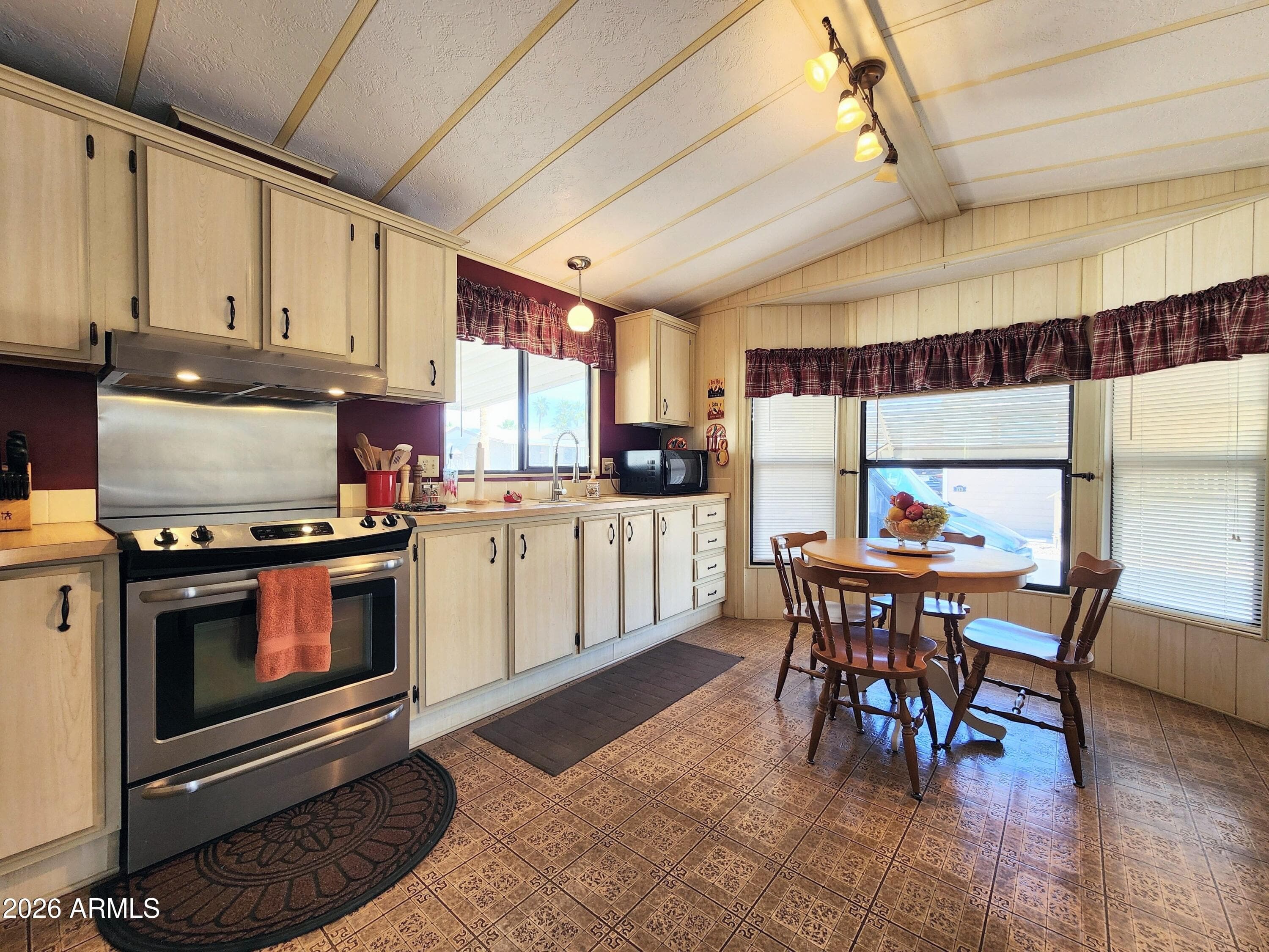9333 E UNIVERSITY Drive 184, Mesa, AZ 85207 — photo 4 of 19