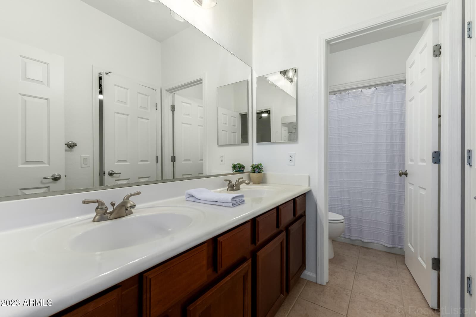 851 E DESERT INN Drive, Chandler, AZ 85249 — photo 40 of 76