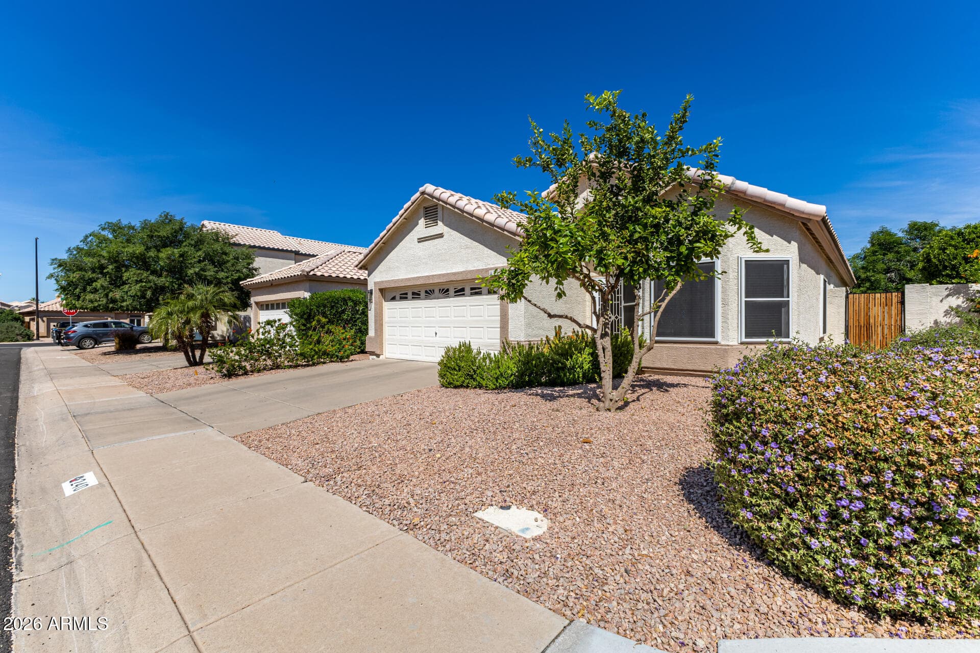 240 W ENSUENO Street, Gilbert, AZ 85233 — photo 3 of 30