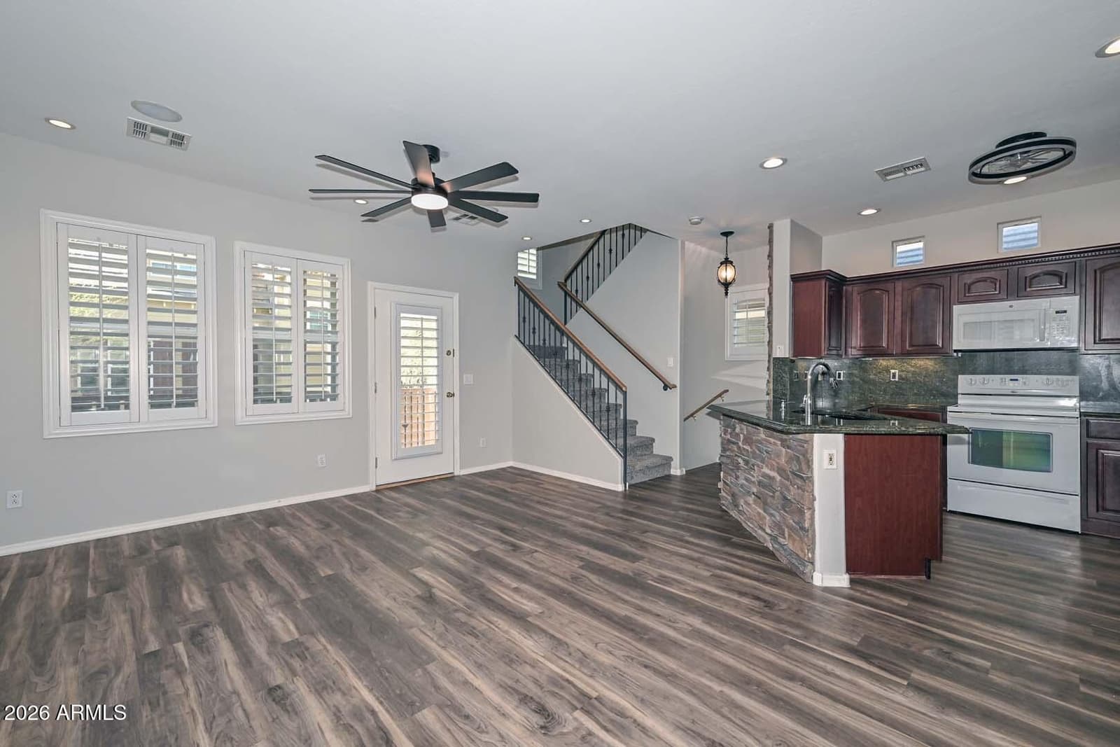 34827 N 30TH Avenue, Phoenix, AZ 85086 — photo 4 of 42