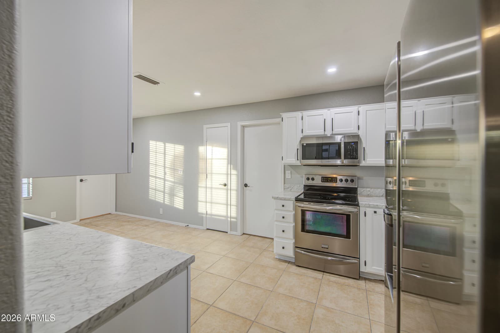 6631 N 85TH Avenue, Glendale, AZ 85305 — photo 12 of 42