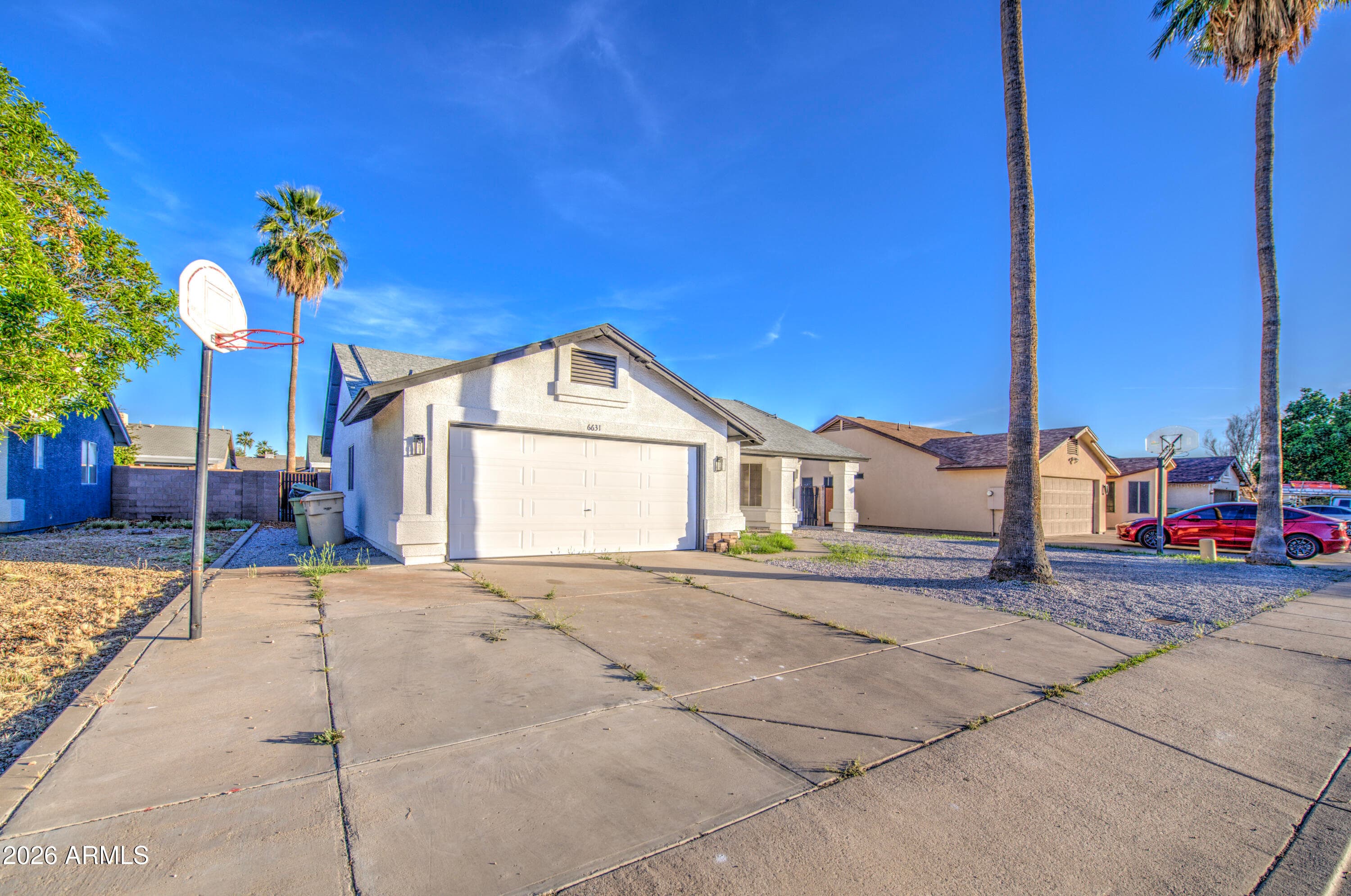 6631 N 85TH Avenue, Glendale, AZ 85305