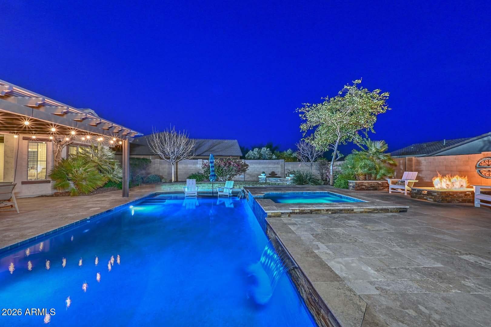 12743 W Calle De Pompas, Peoria, AZ 85383 — photo 13 of 45