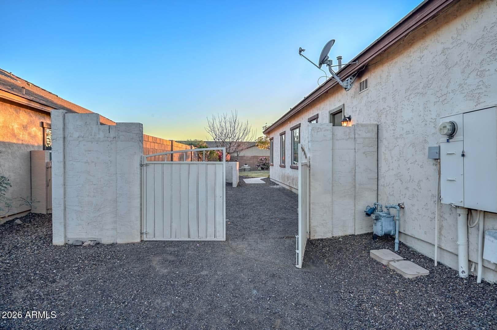 12743 W Calle De Pompas, Peoria, AZ 85383 — photo 31 of 45