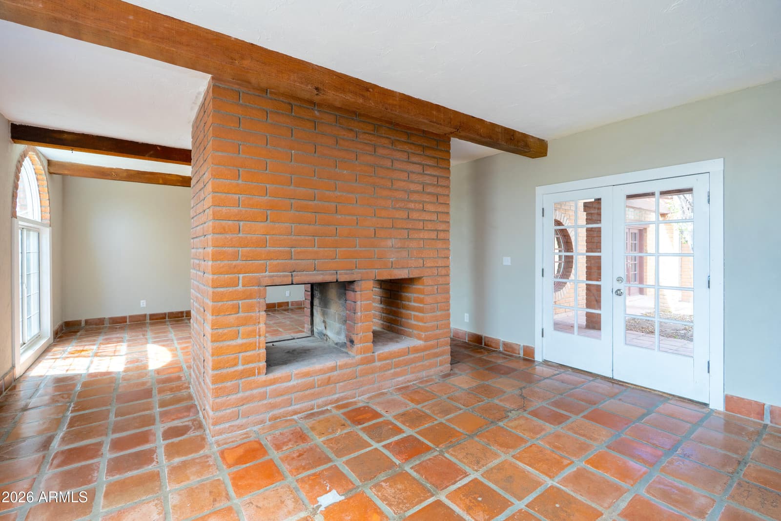 4 COCHISE Lane, Bisbee, AZ 85603 — photo 9 of 72