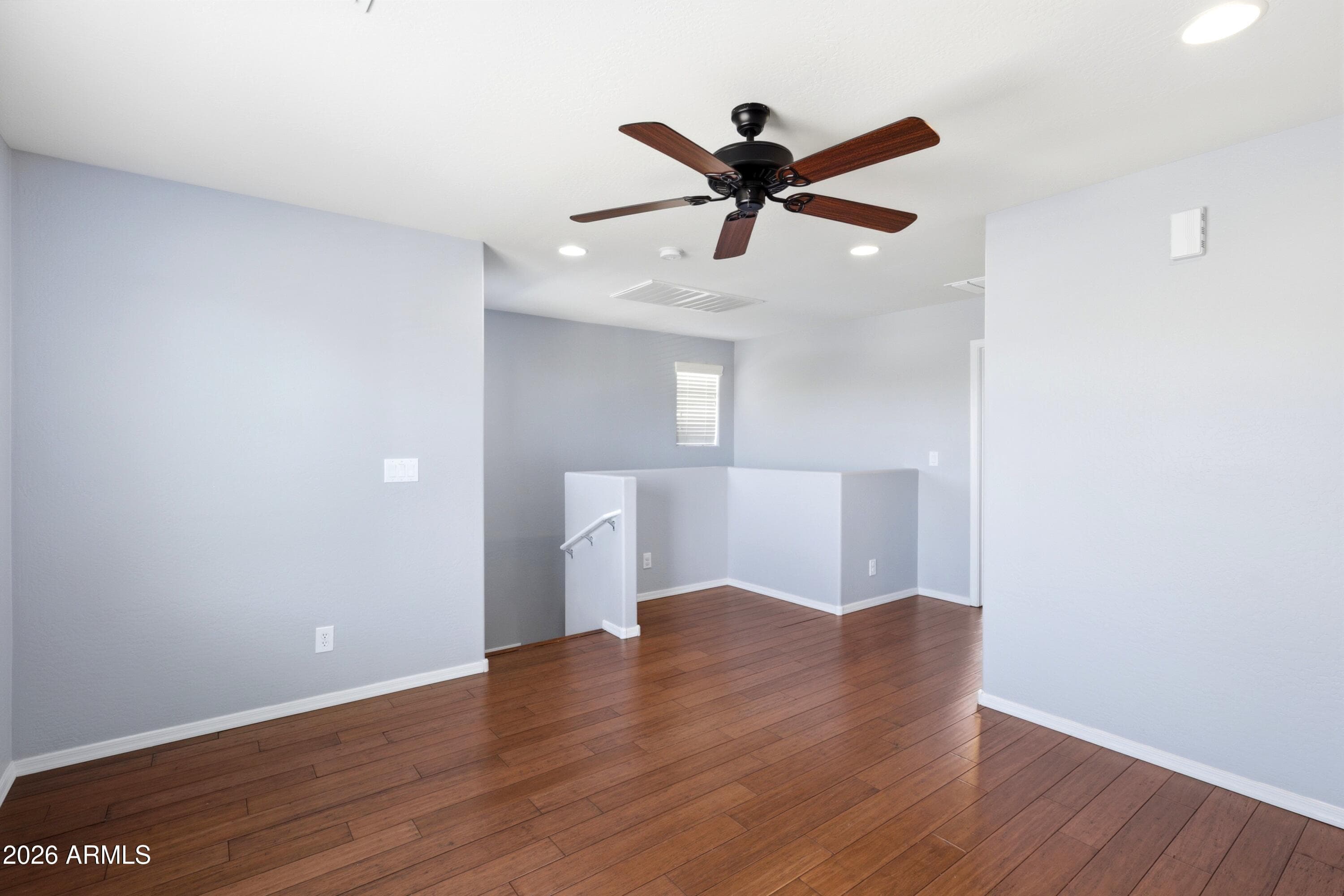 1717 W BUCKHORN Trail, Phoenix, AZ 85085 — photo 8 of 38