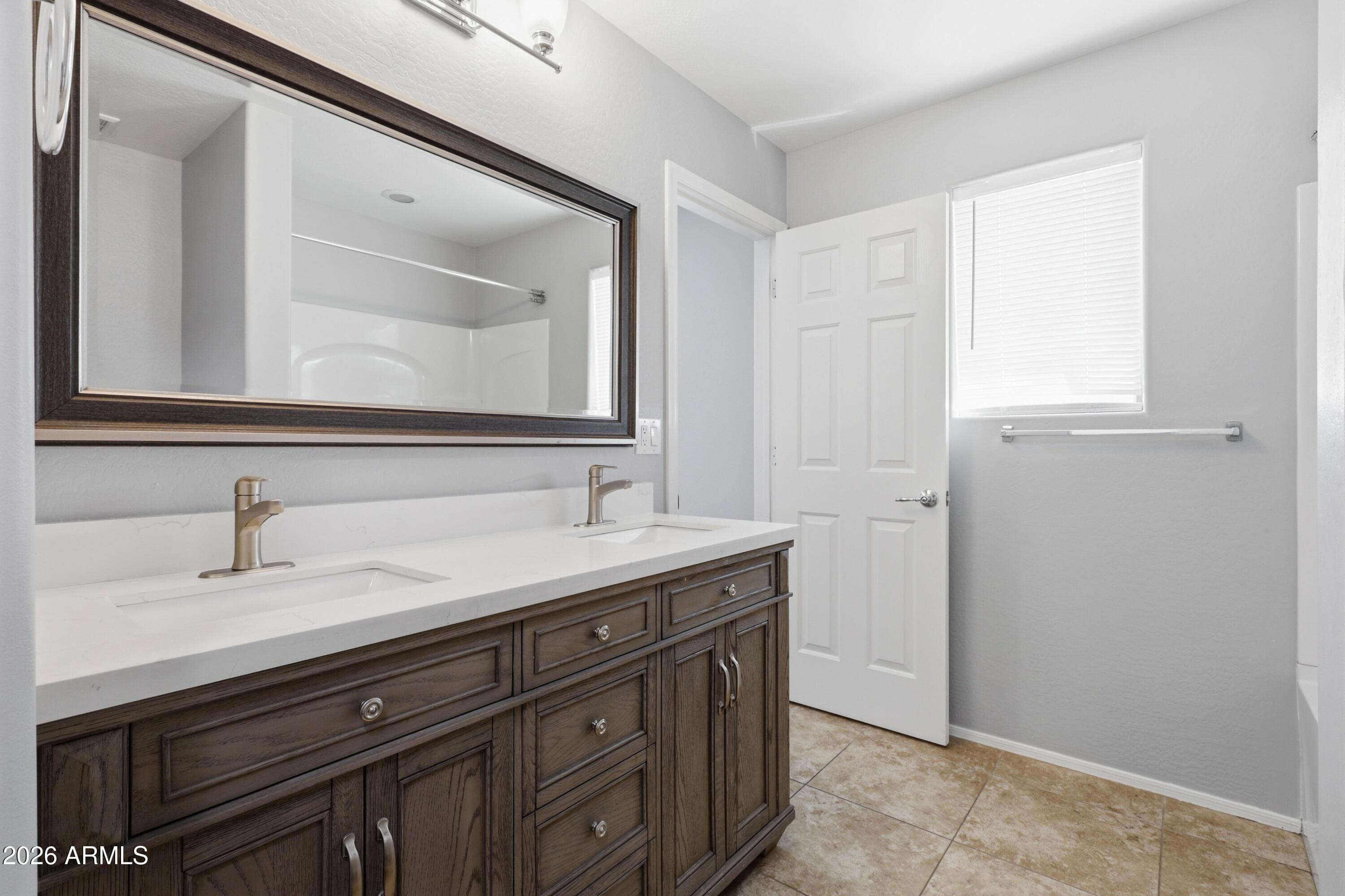 1717 W BUCKHORN Trail, Phoenix, AZ 85085 — photo 11 of 38