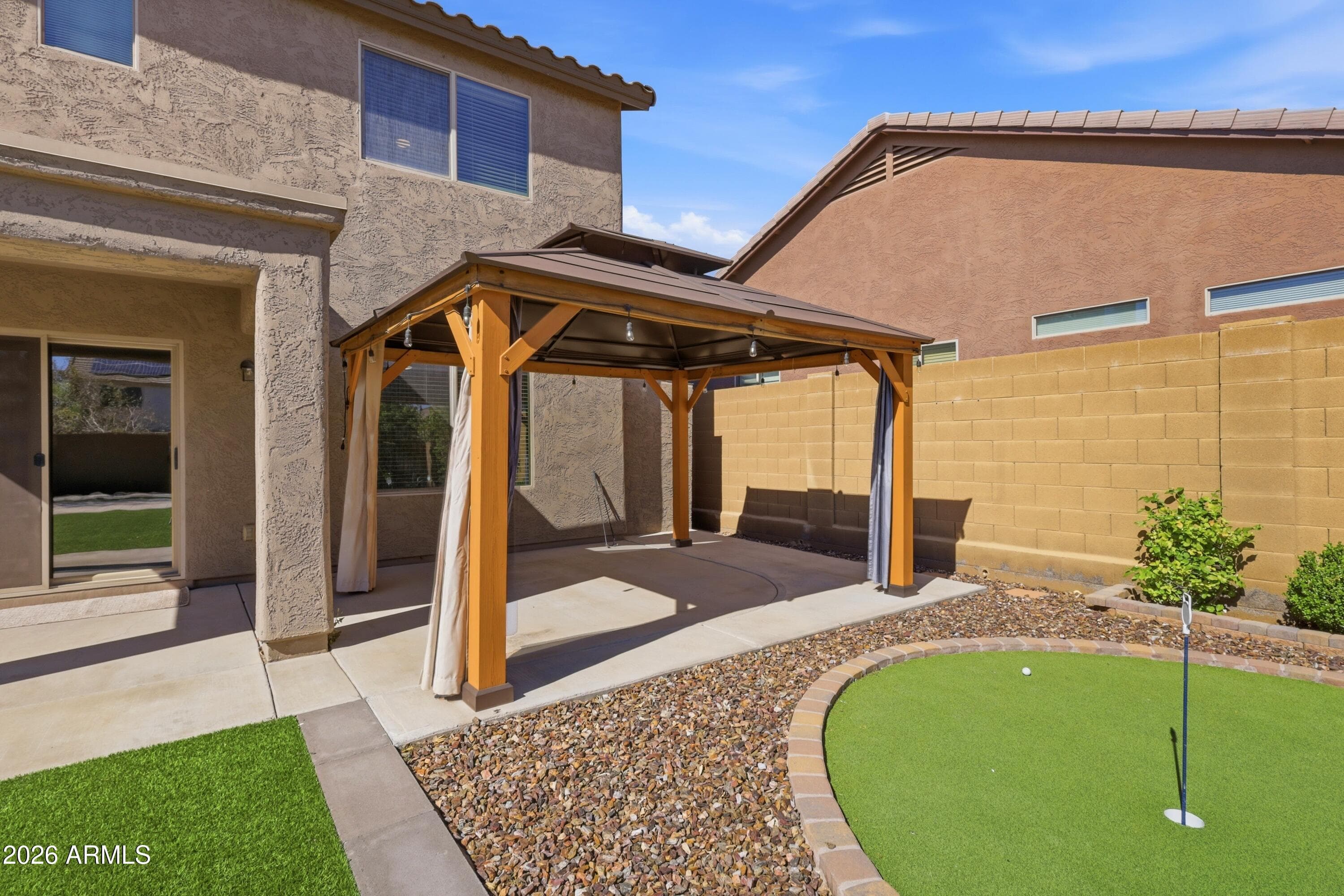 1717 W BUCKHORN Trail, Phoenix, AZ 85085 — photo 17 of 38
