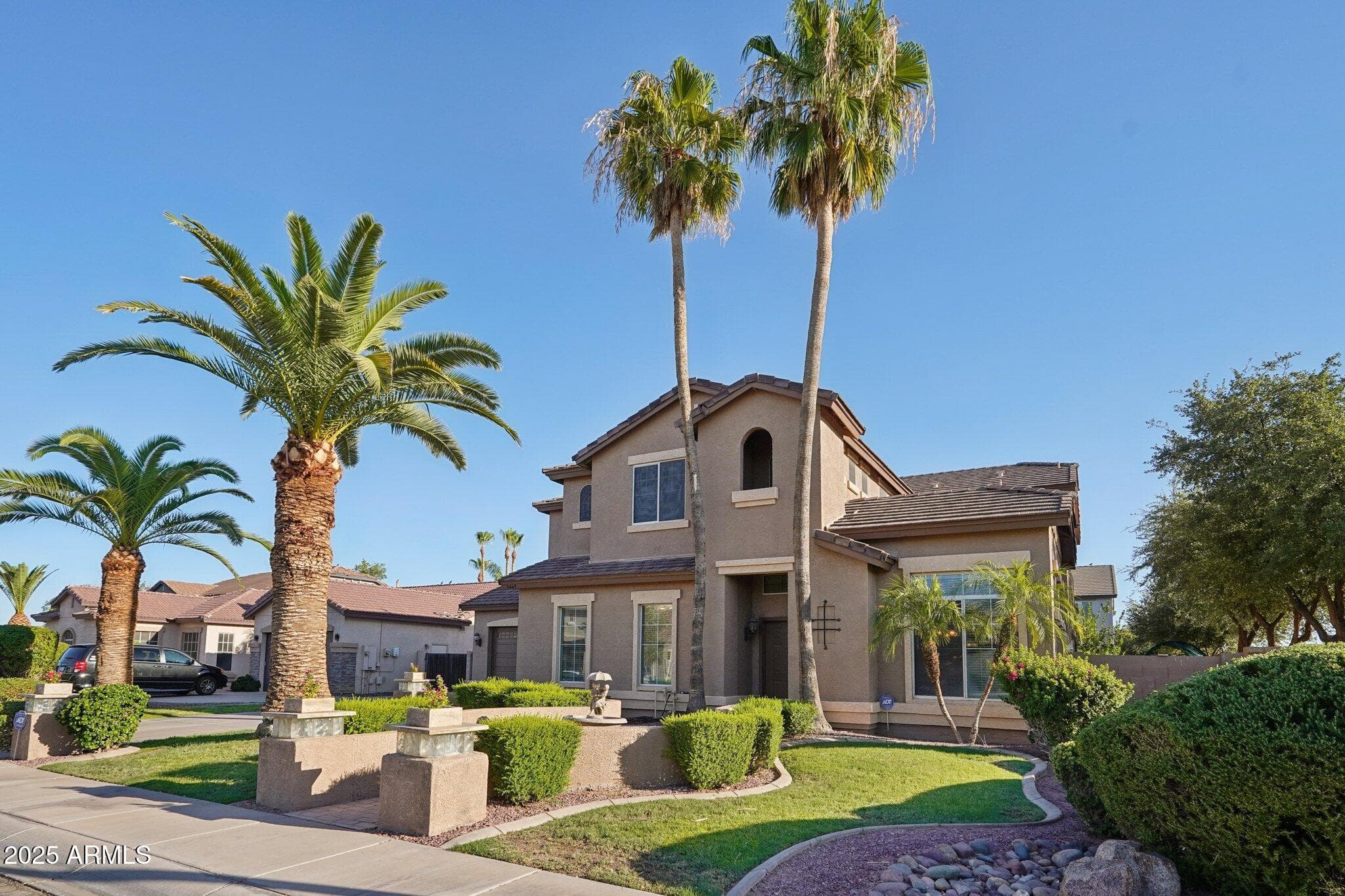 3469 E CABAZON Court, Gilbert, AZ 85297 — photo 2 of 60