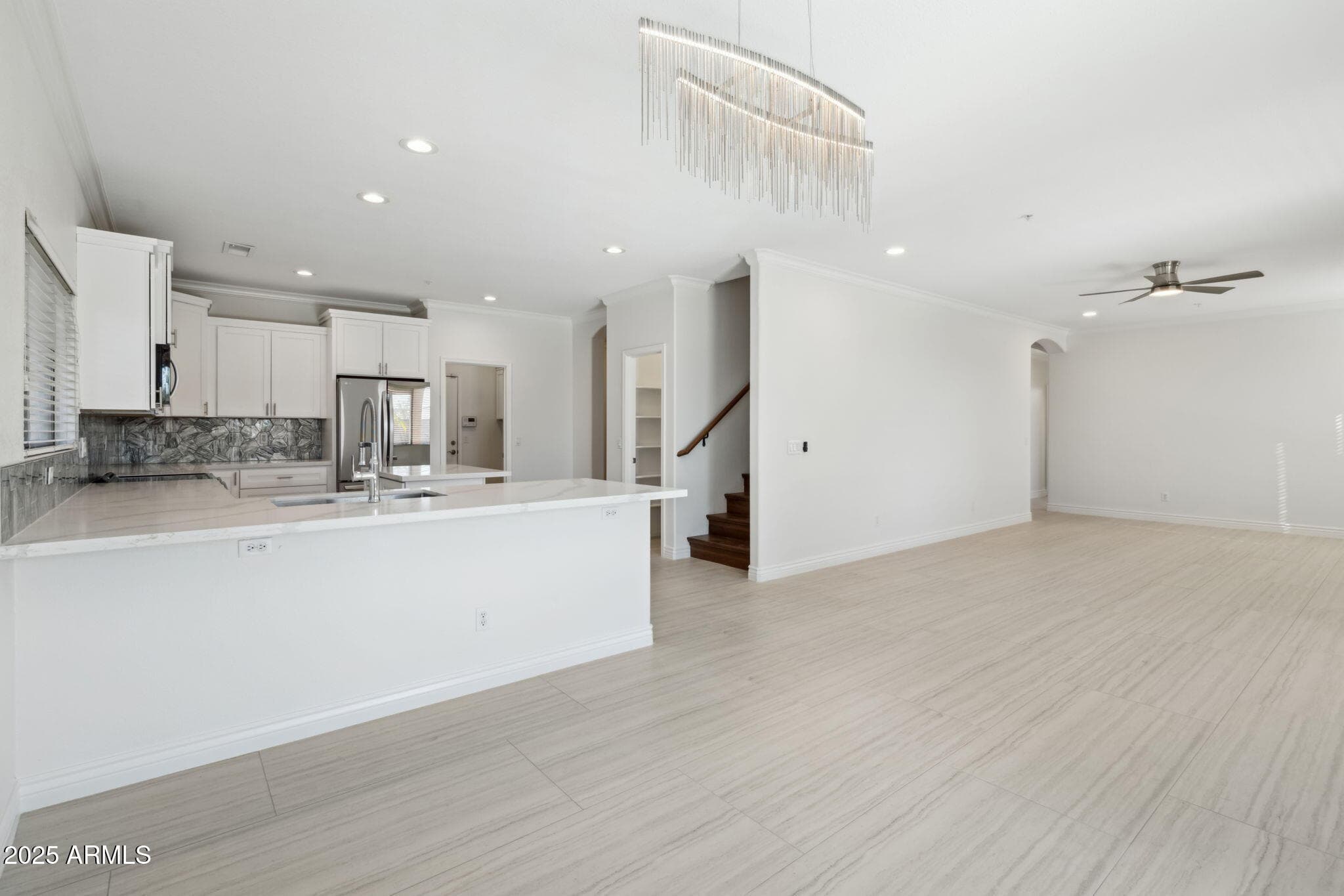 6025 E PALOMINO Lane, Scottsdale, AZ 85266 — photo 11 of 40