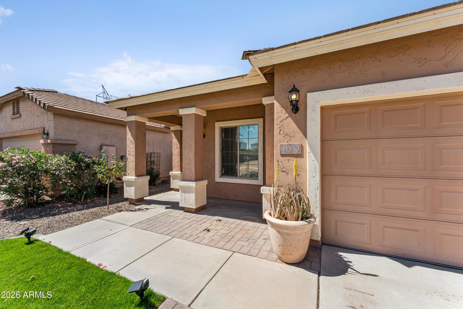 41330 N SALIX Drive, San Tan Valley, AZ 85140 — photo 4 of 50