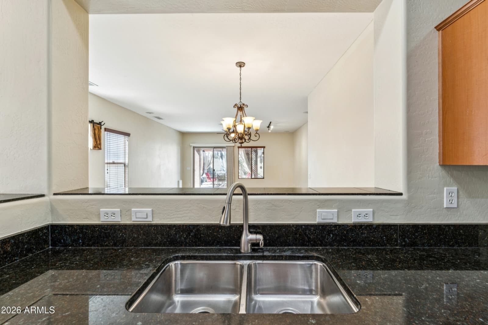 41330 N SALIX Drive, San Tan Valley, AZ 85140 — photo 17 of 50